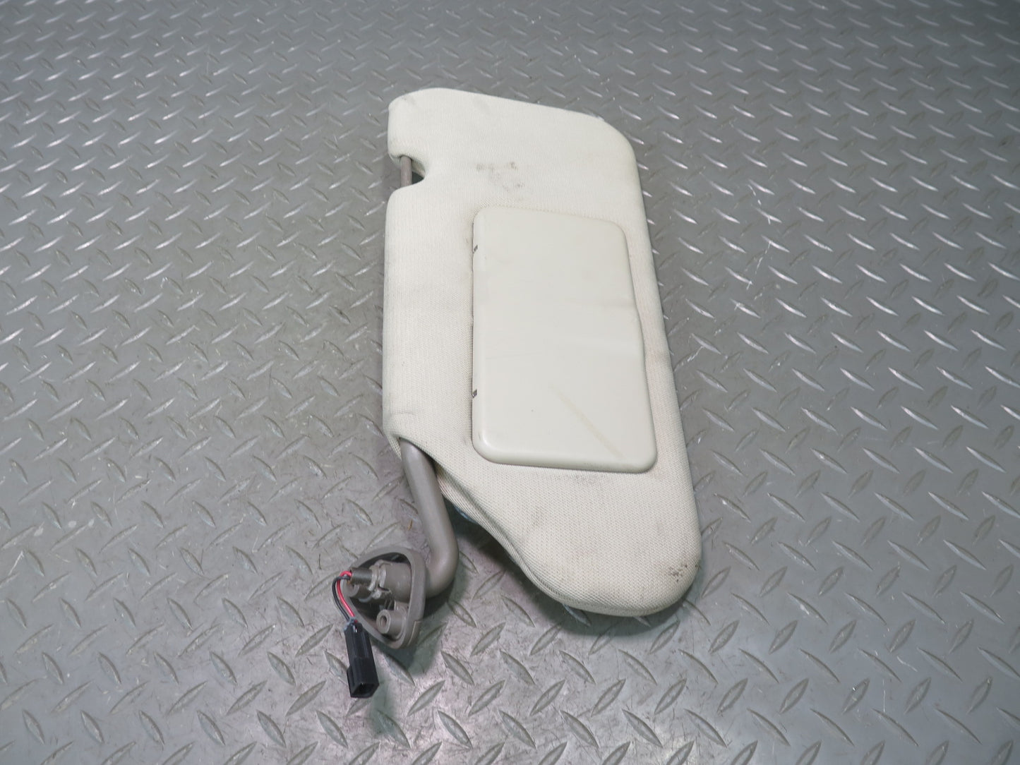2004-2009 Cadillac XLR Front Left & Right Sun Visor Set of 2