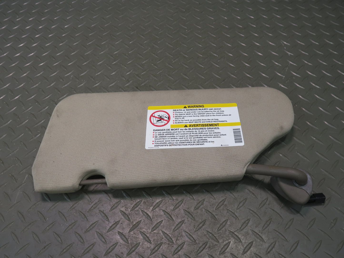 2004-2009 Cadillac XLR Front Left & Right Sun Visor Set of 2