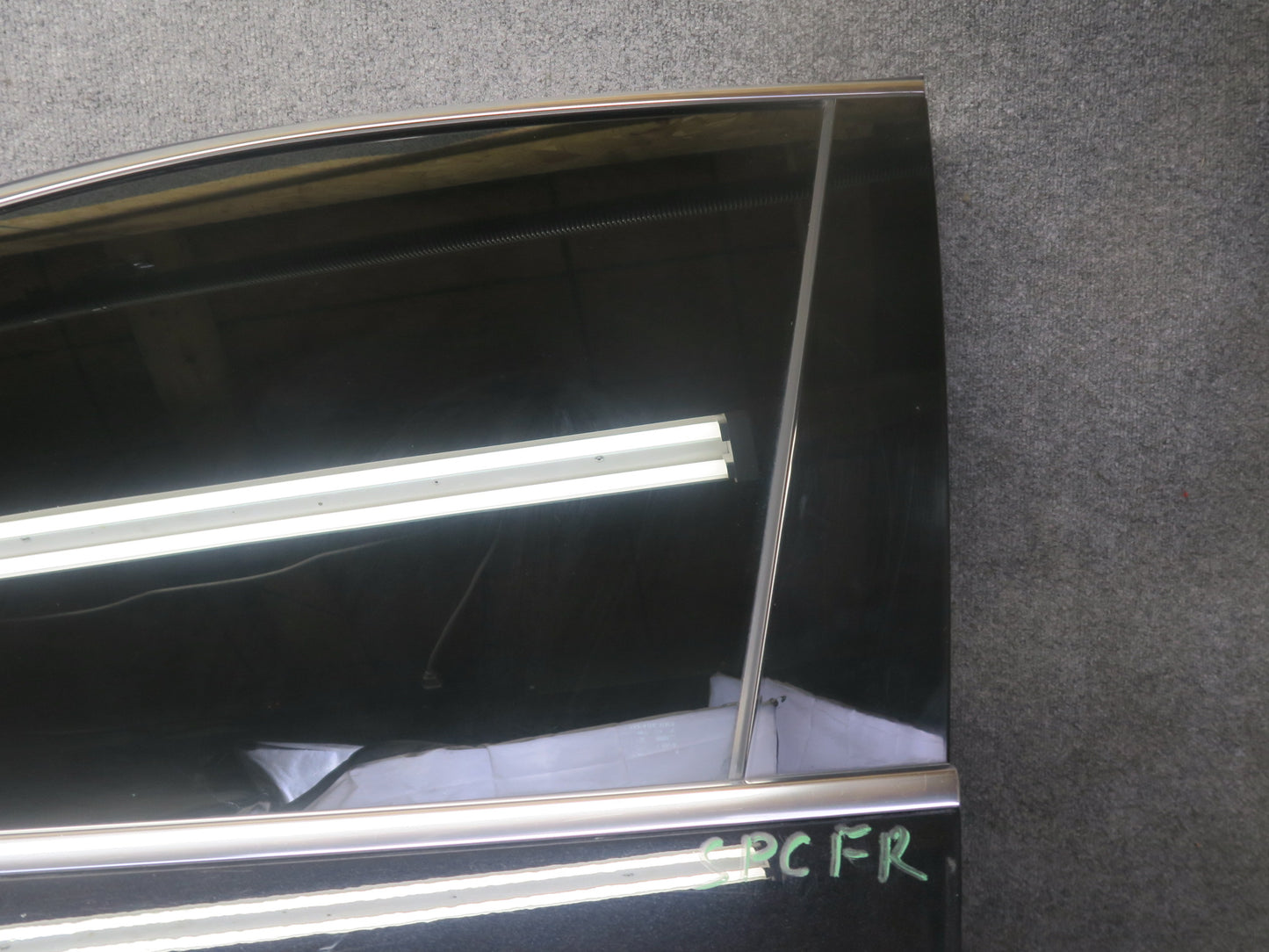 2011-2018 Porsche Cayenne 958 Front Left Door Black Shell Panel w Glass