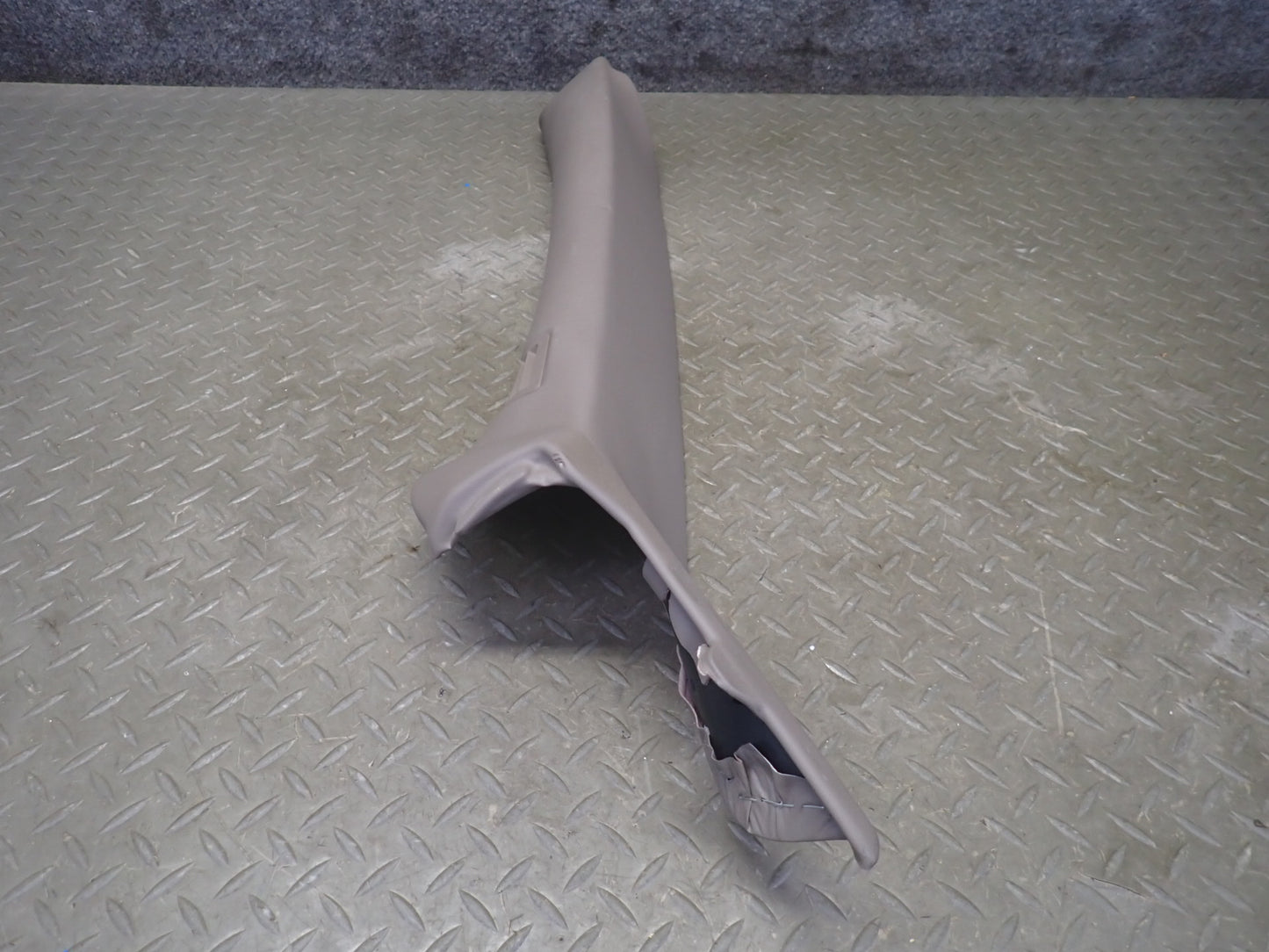 2004-2005 Cadillac XLR Front Left & Right Side A Pillar Cover Panel Trim Set