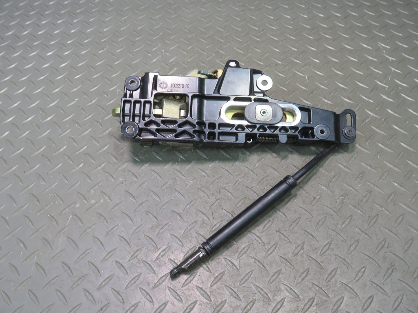 01-06 BMW E46 330ci Convertible T Front Righ Soft TOP Roof Lock Latch OEM