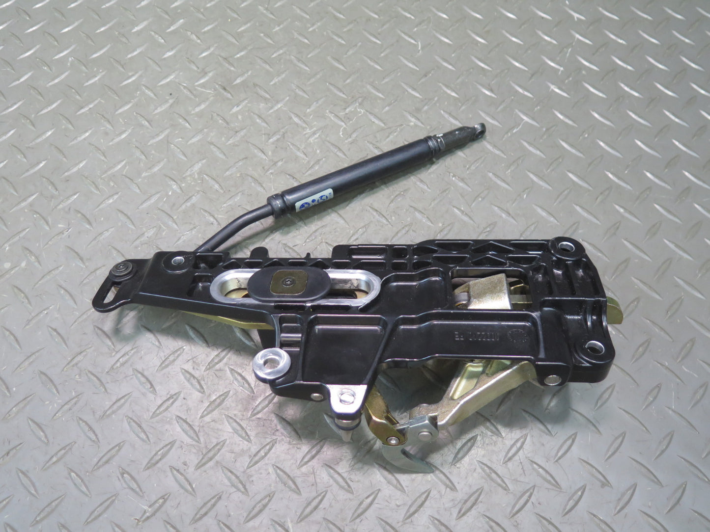 01-06 BMW E46 330ci Convertible T Front Righ Soft TOP Roof Lock Latch OEM