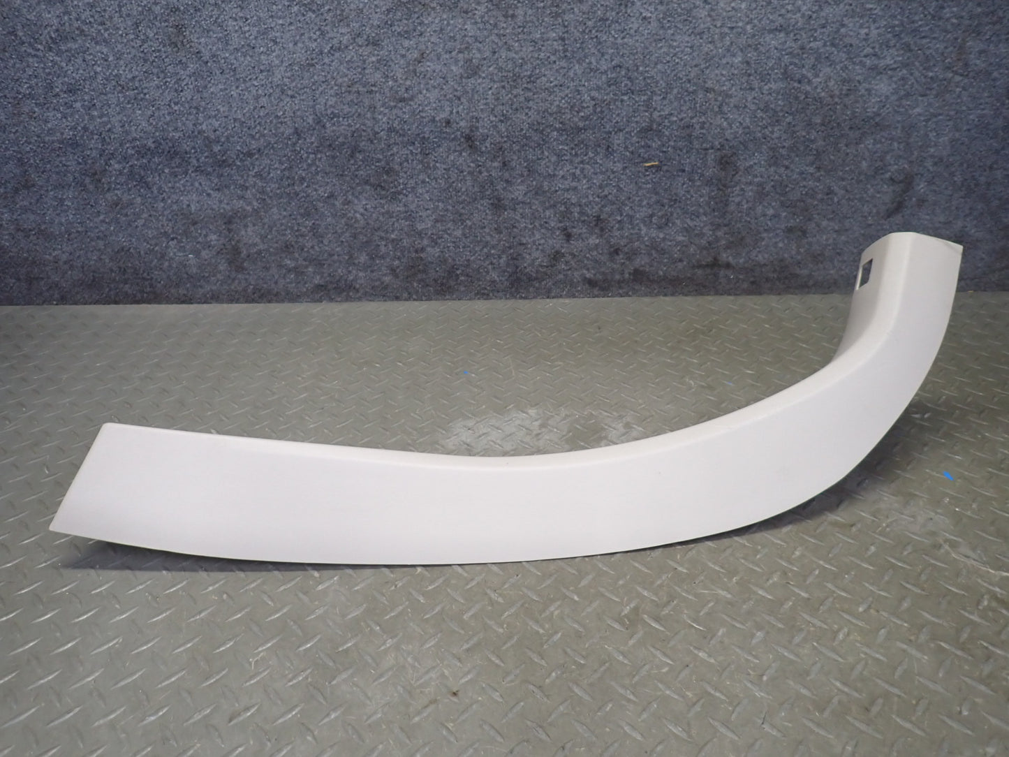 2004-2006 Cadillac XLR Set of 2 Left Right Side B Pillar Cover Panel Trim Shale