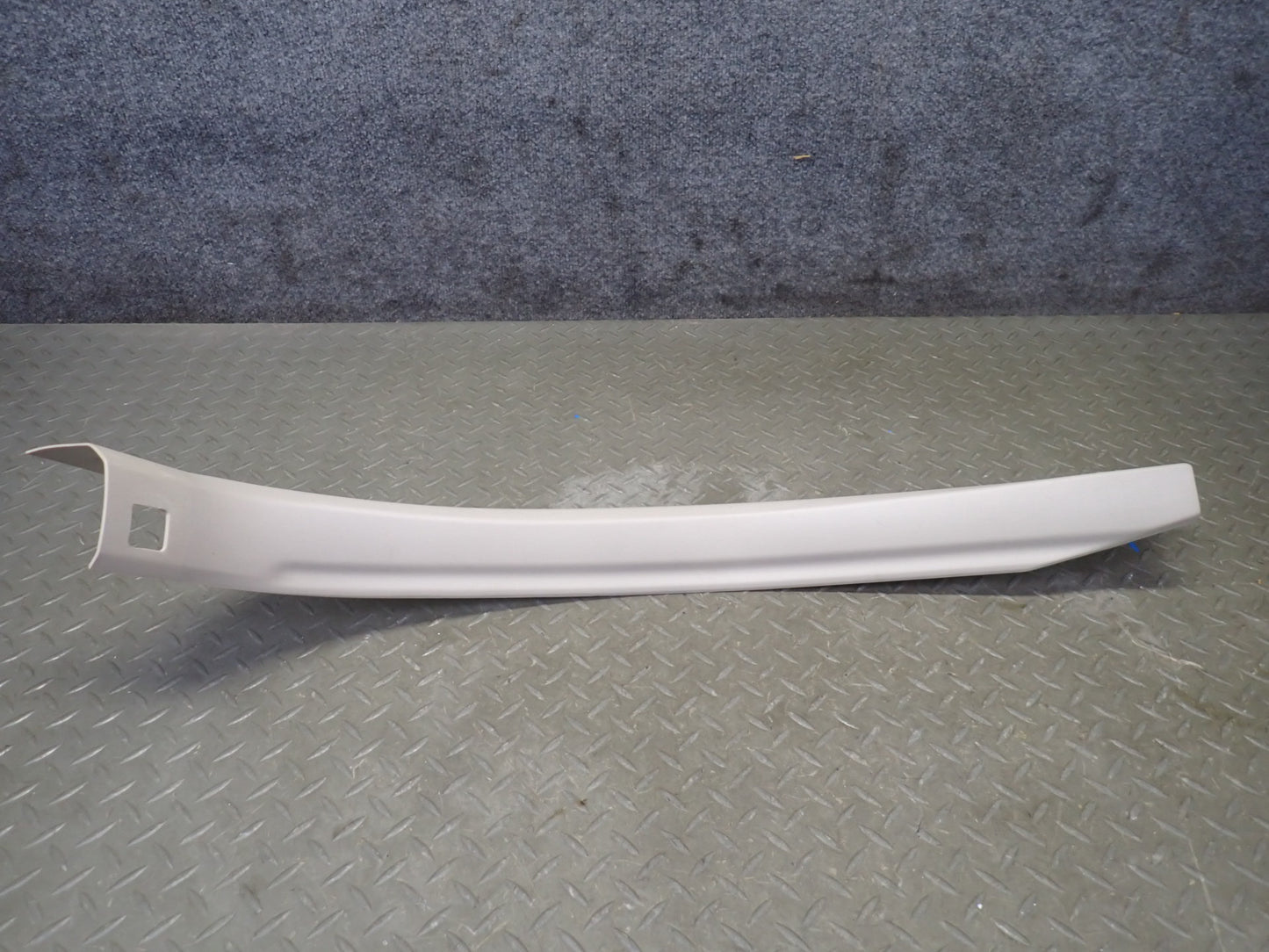 2004-2006 Cadillac XLR Set of 2 Left Right Side B Pillar Cover Panel Trim Shale