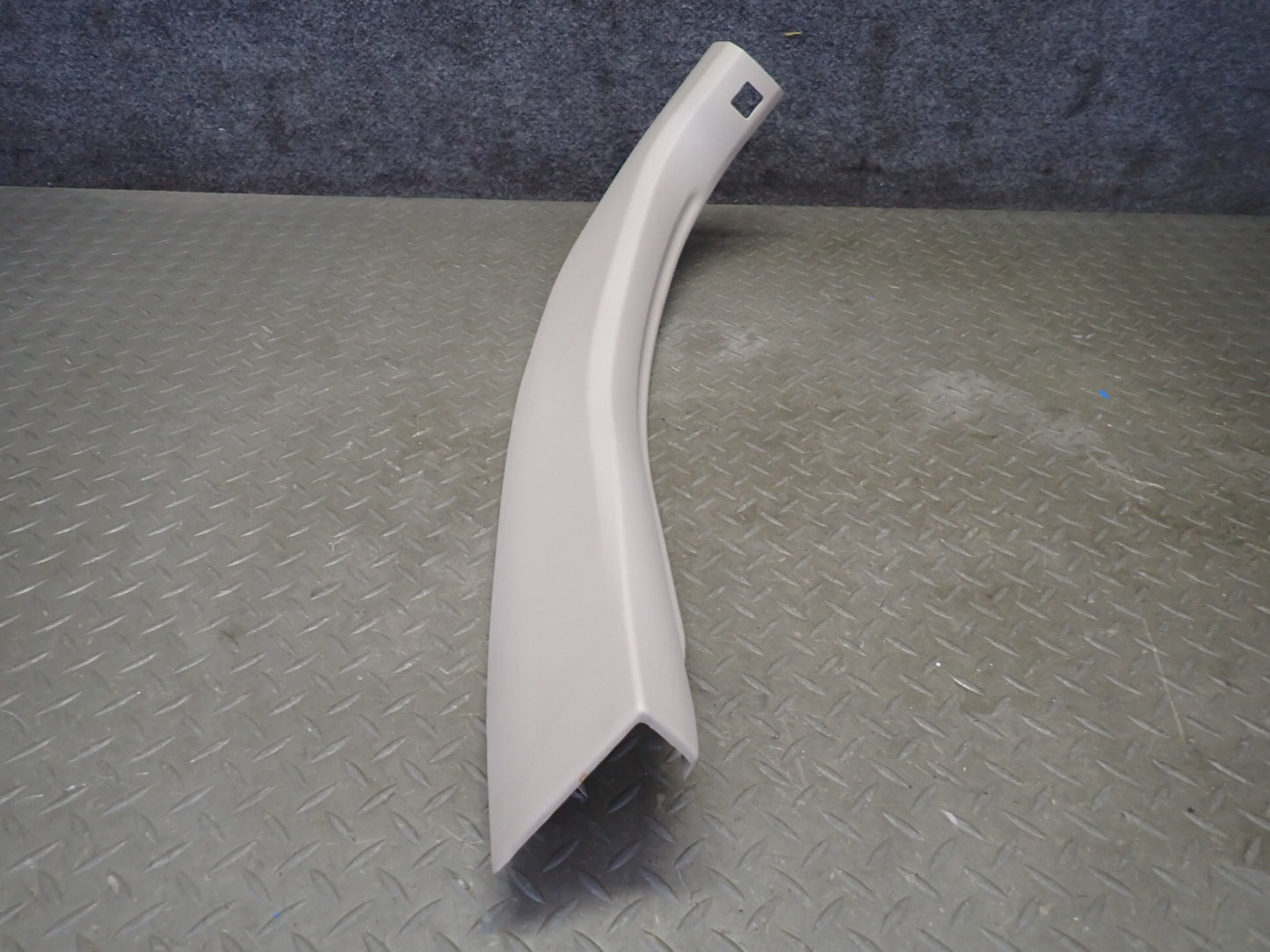 2004-2006 Cadillac XLR Set of 2 Left Right Side B Pillar Cover Panel Trim Shale
