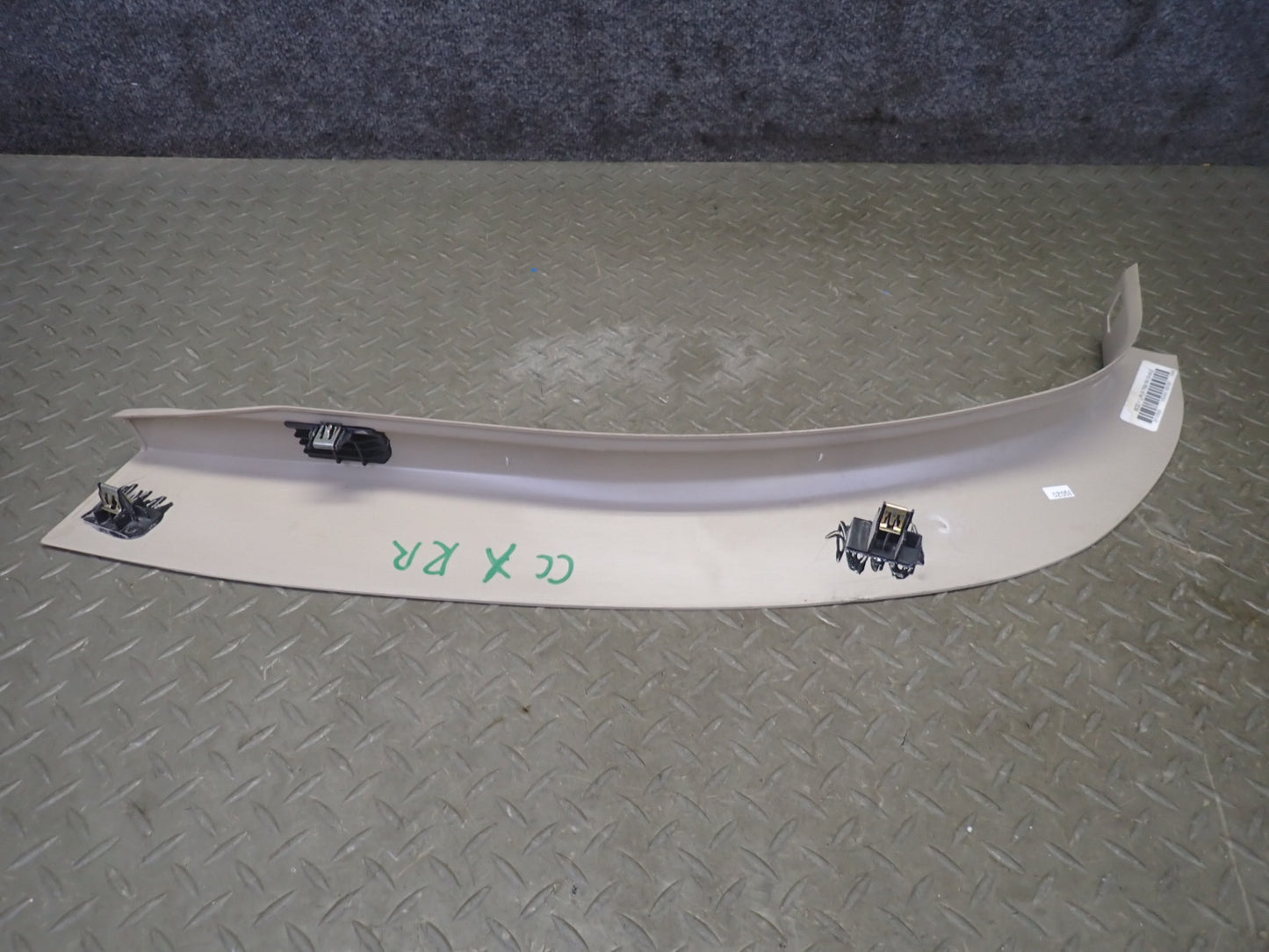2004-2006 Cadillac XLR Set of 2 Left Right Side B Pillar Cover Panel Trim Shale