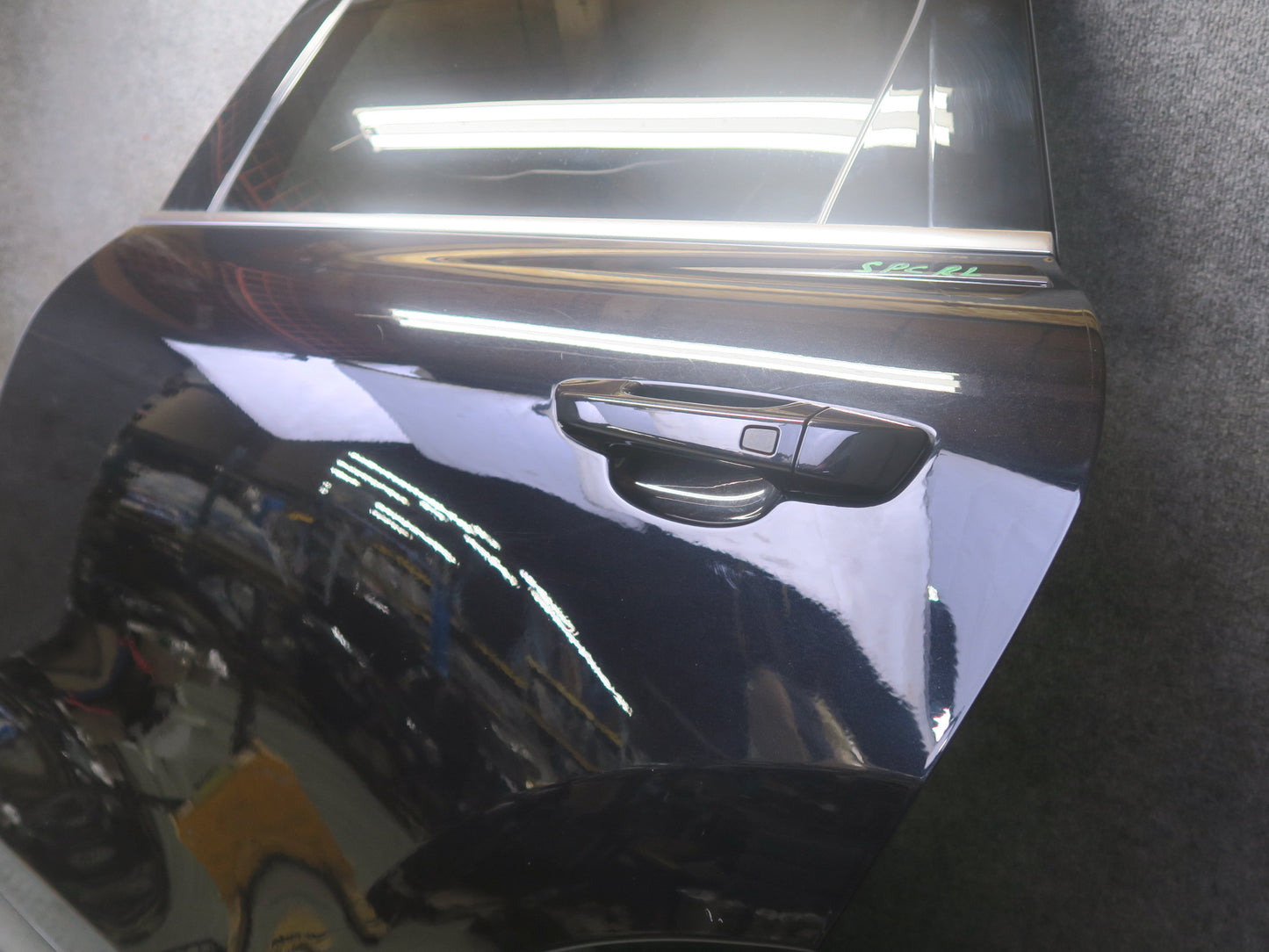 2011-2018 Porsche Cayenne 958 Rear Left Door Black Shell Panel w Glass
