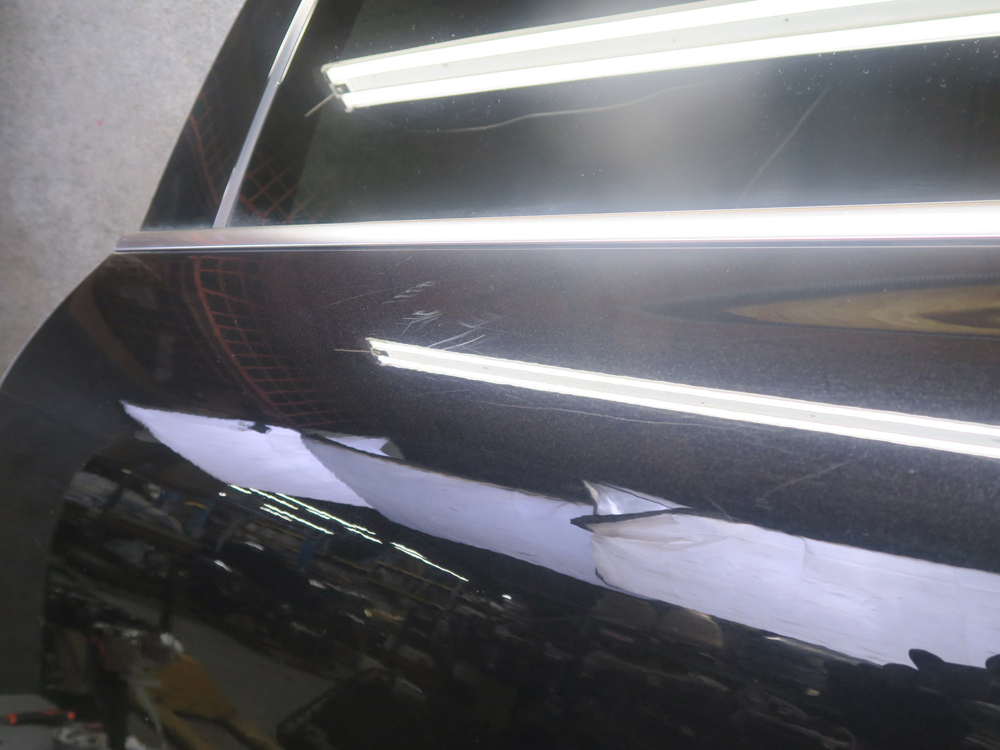 2011-2018 Porsche Cayenne 958 Rear Left Door Black Shell Panel w Glass