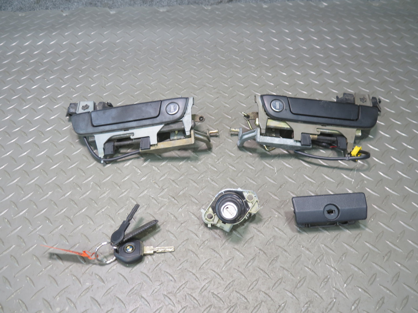 96-02 BMW E36/7 Z3 Left & Right Door Glove Trunk Lock KEY Set OEM