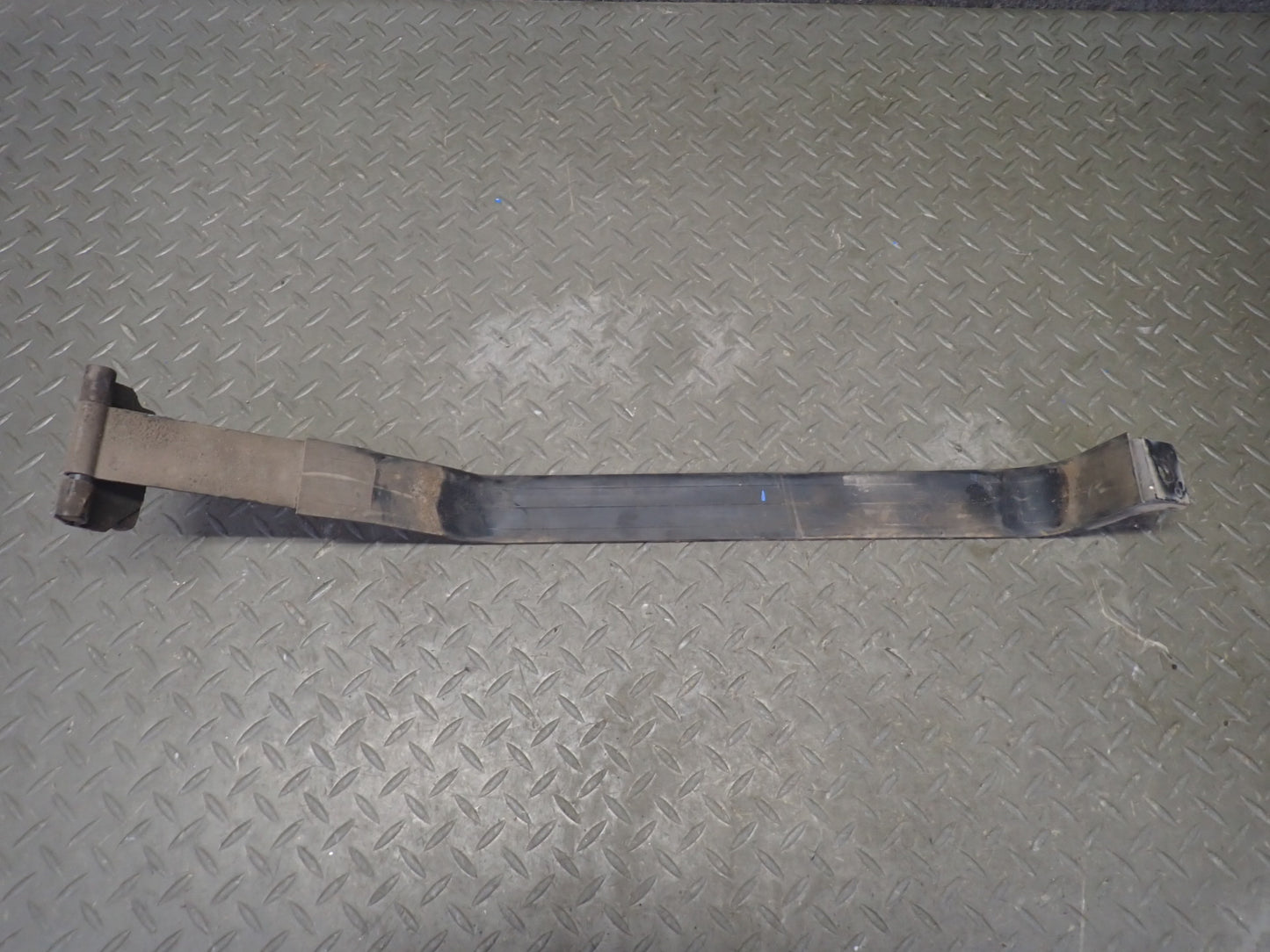1991-1997 Toyota Land Cruiser FJ80 Set of 2 Fuel Gas Tank Straps w Mount Bracket