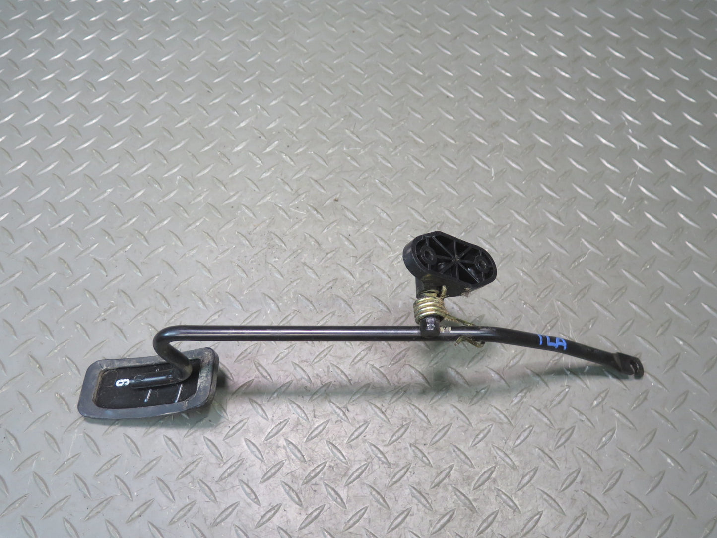 1991-1994 Toyota Land Cruiser FJ80 Gas Acceleration Pedal