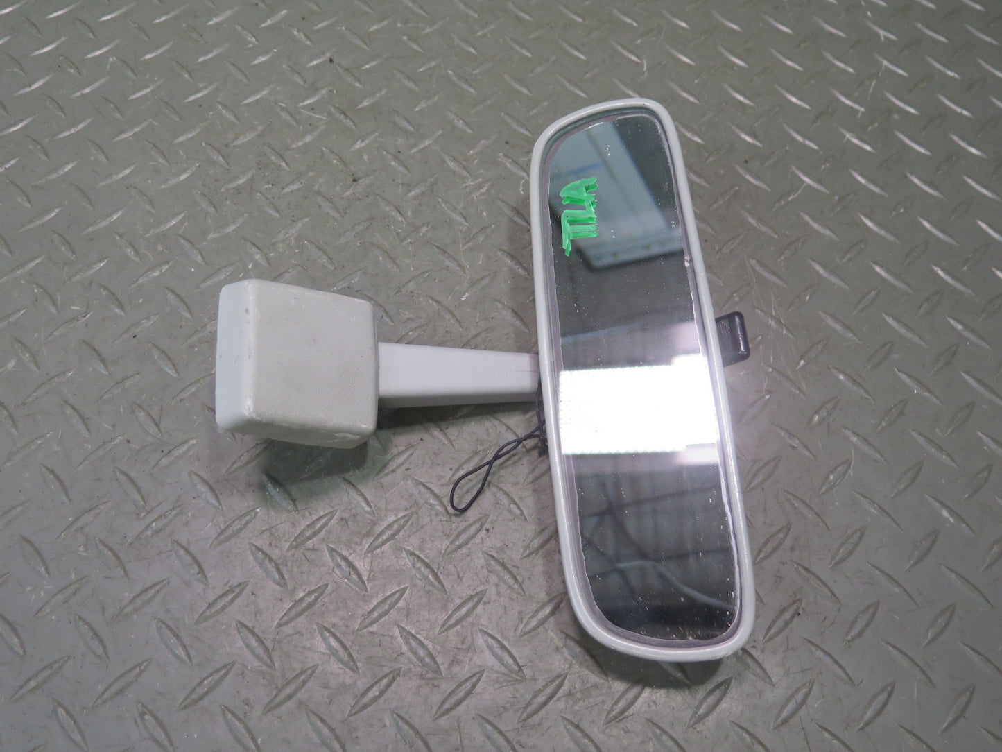 1991-1997 Toyota Land Cruiser FJ80 Manual Dimming Interior Rear View Mirror Gray