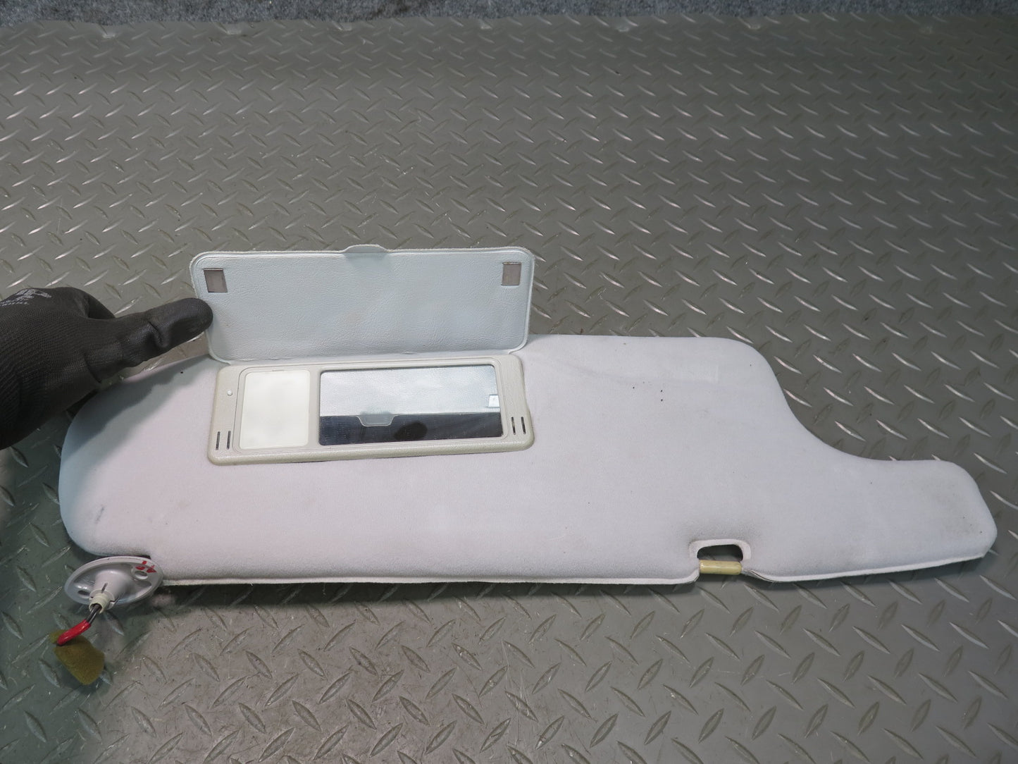 1991-1992 Toyota Land Cruiser FJ80 Front Left Right Sun Visor Shade Set Gray