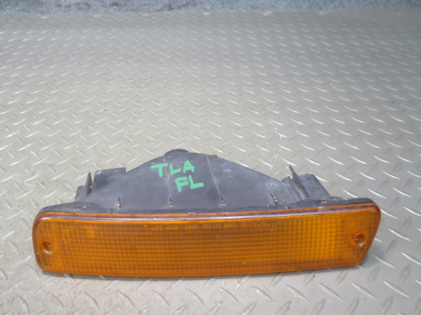 1991-1992 Toyota Land Cruiser FJ80 Front Lower Amber Turn Signal Light Lamp Set