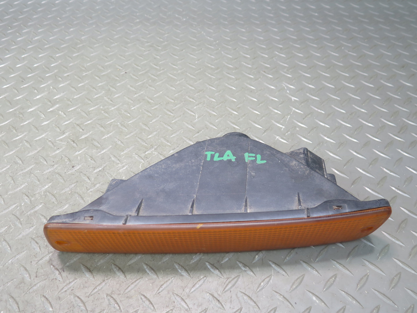 1991-1992 Toyota Land Cruiser FJ80 Front Lower Amber Turn Signal Light Lamp Set