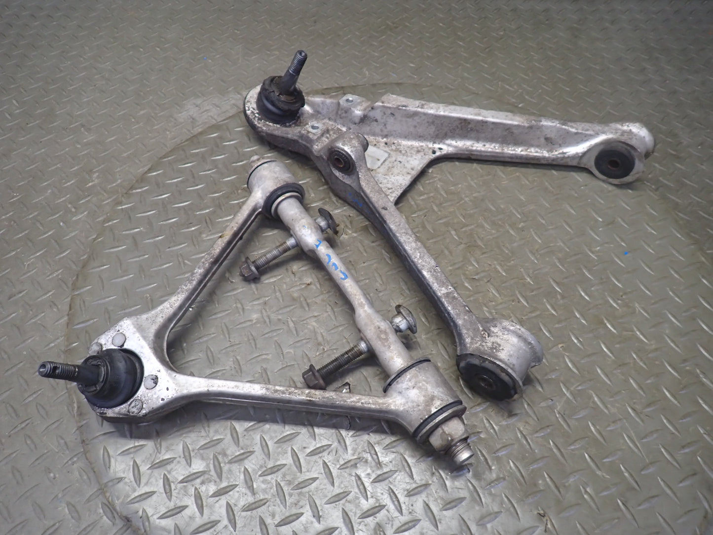 88-96 Chevrolet Corvette C4 Set of 2 Front Right Upper & Lower Control Arm OEM