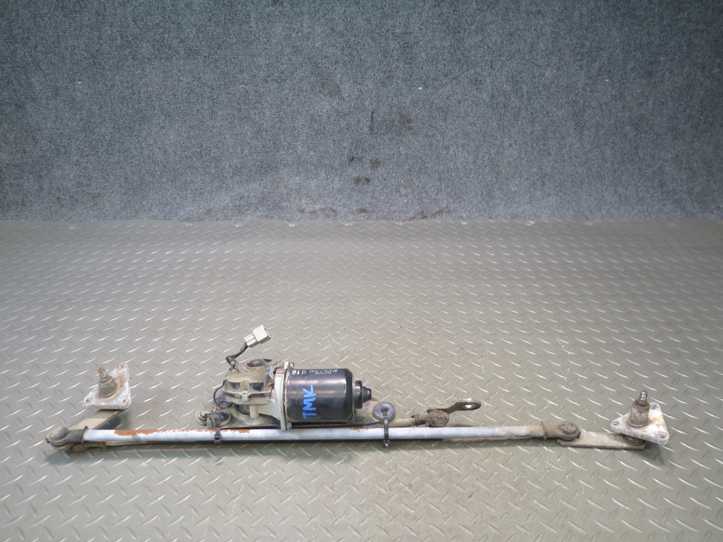 91-95 Toyota SW21L MR2 Front Windshield Wiper Transmission Linkage w Motor OEM