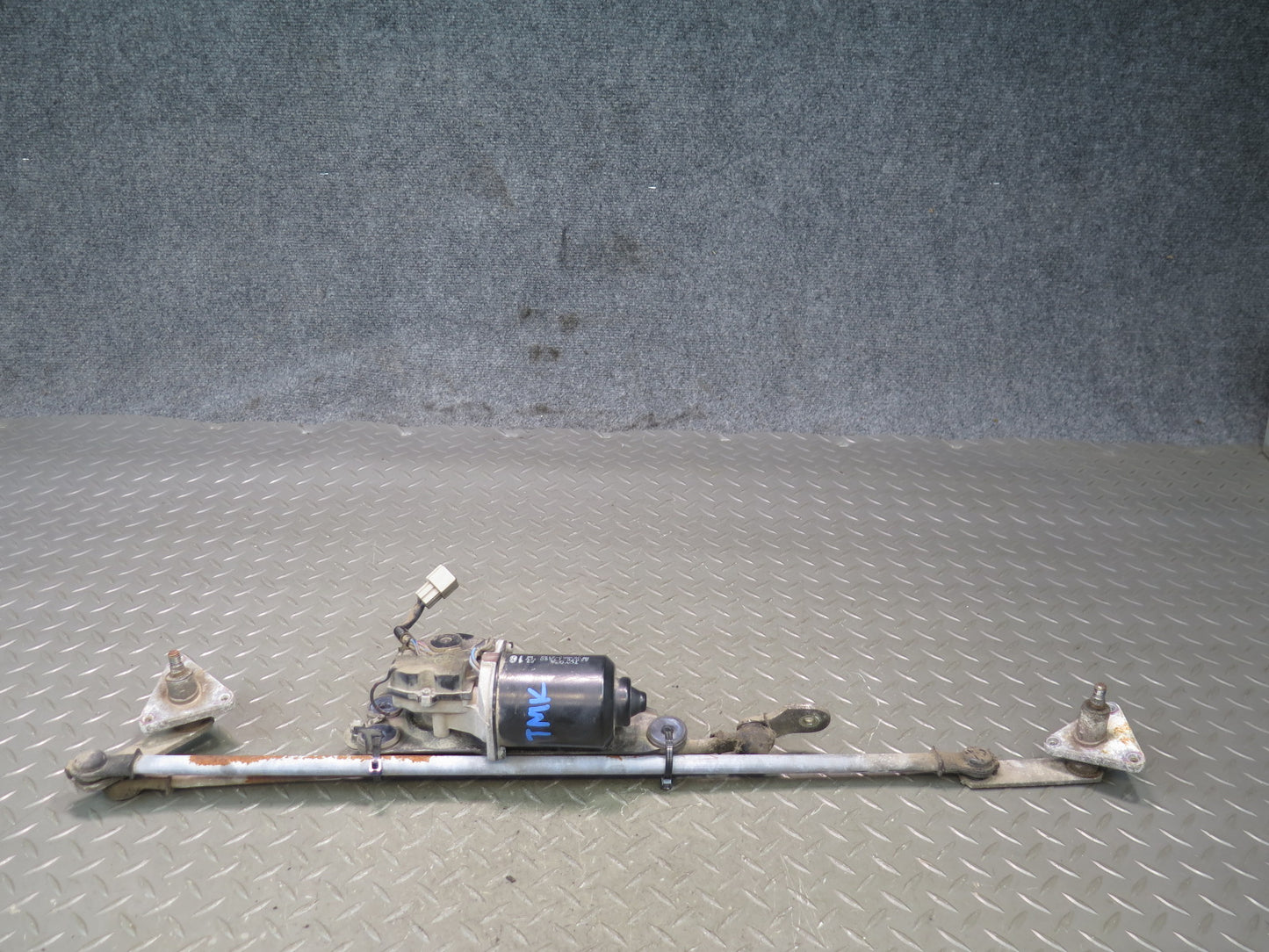 91-95 Toyota SW21L MR2 Front Windshield Wiper Transmission Linkage w Motor OEM