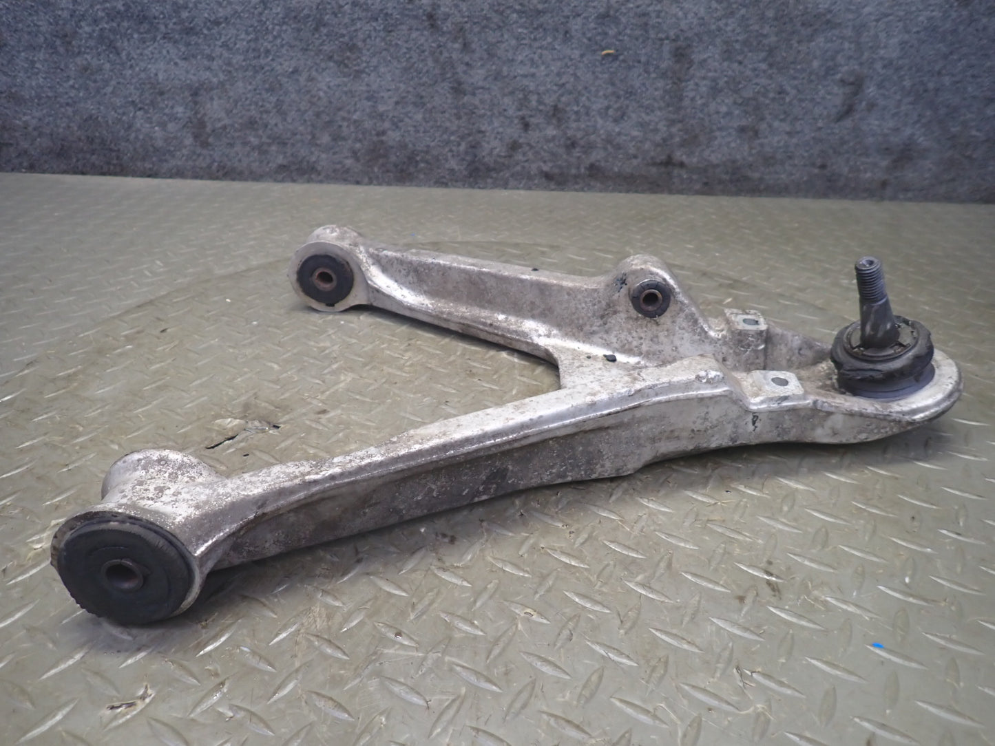 88-96 Chevrolet Corvette C4 Set of 2 Front Right Upper & Lower Control Arm OEM