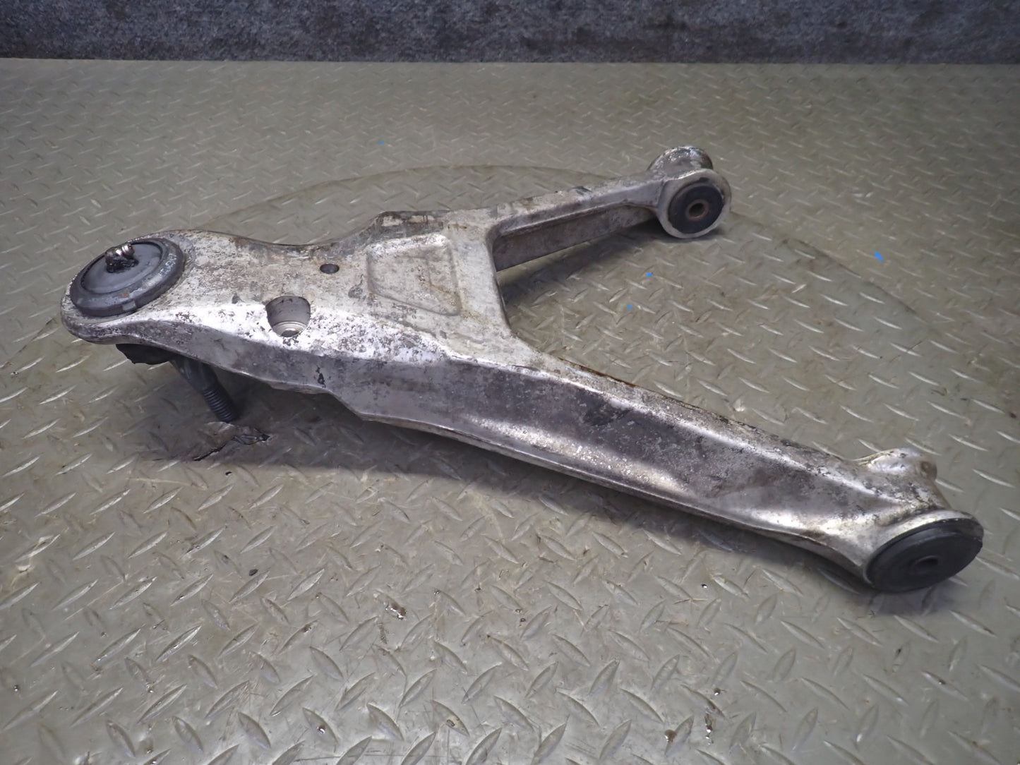 88-96 Chevrolet Corvette C4 Set of 2 Front Right Upper & Lower Control Arm OEM