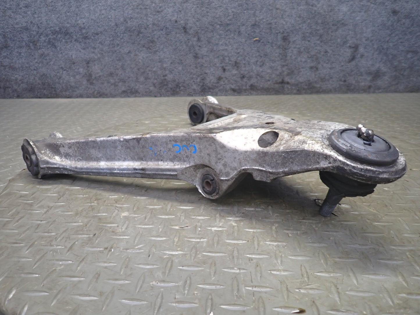 88-96 Chevrolet Corvette C4 Set of 2 Front Right Upper & Lower Control Arm OEM