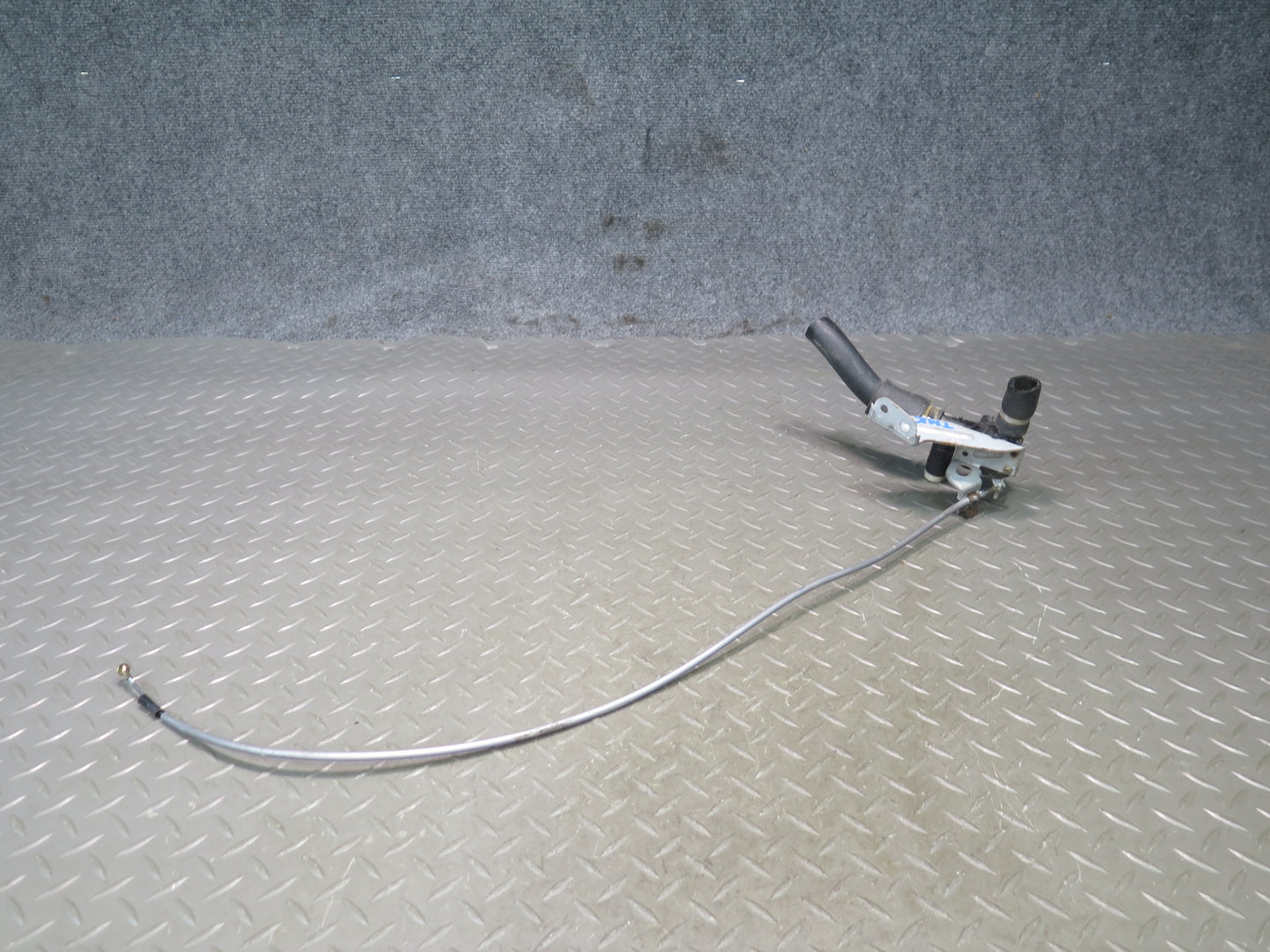 91-95 Toyota SW21L MR2 Heater Control Valve w Mount Bracket & Cable OEM