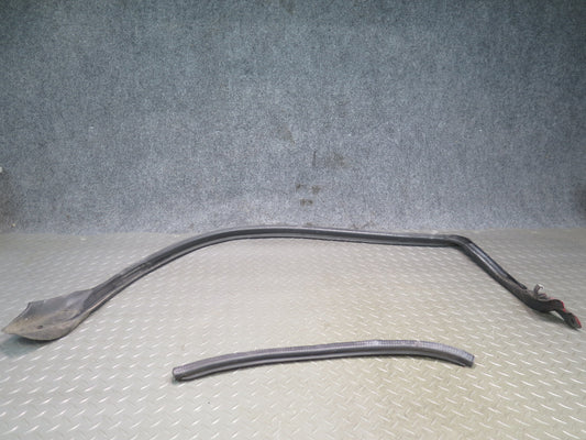 91-95 Toyota SW21L MR2 Set of 2 Right Door Weatherstrip Rubber Seal OEM