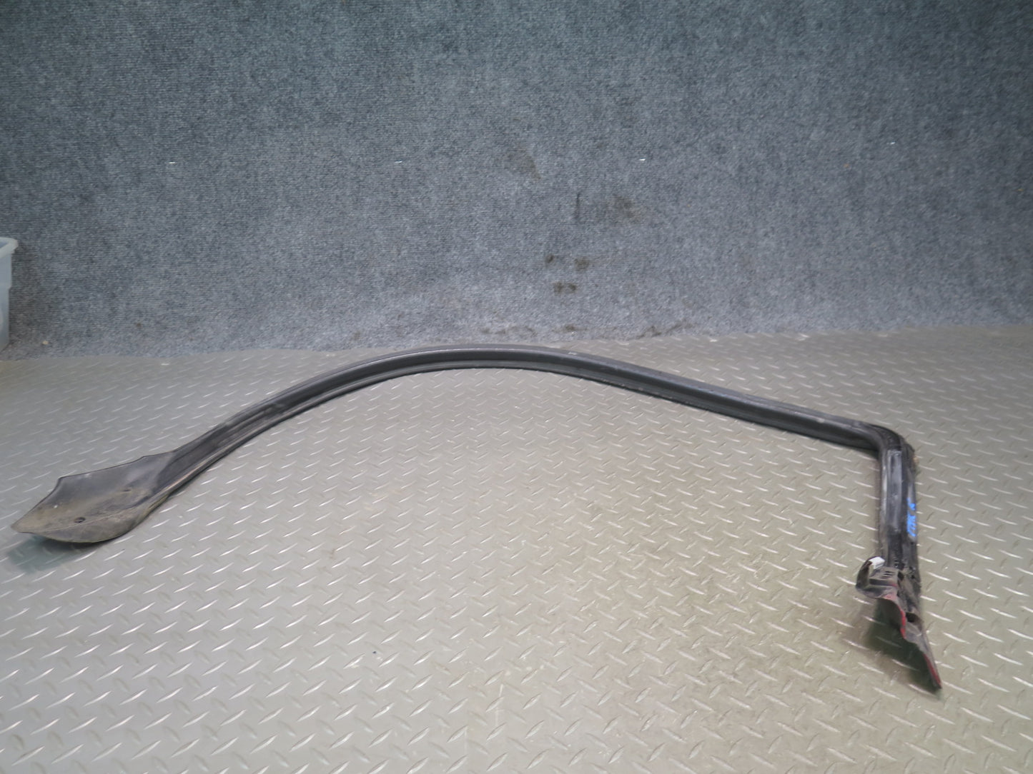 91-95 Toyota SW21L MR2 Set of 2 Right Door Weatherstrip Rubber Seal OEM