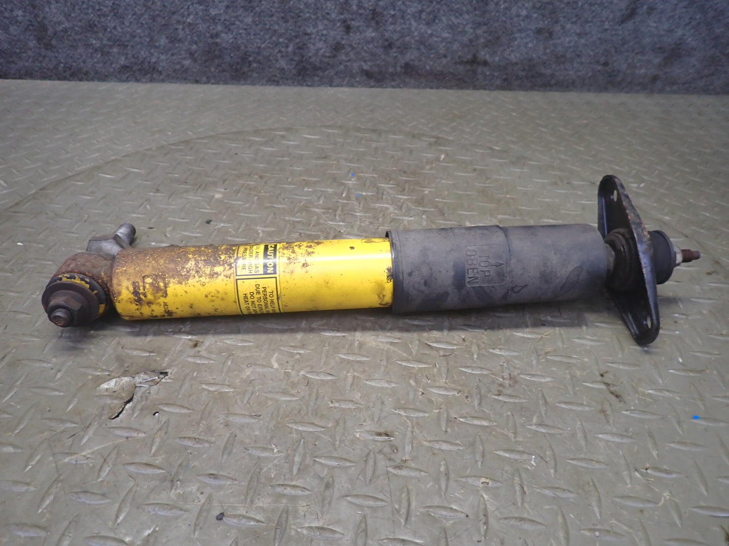 88-96 Chevrolet Corvette C4 Convert Set of 2 Rear Bilstein Strut Shock Absorber