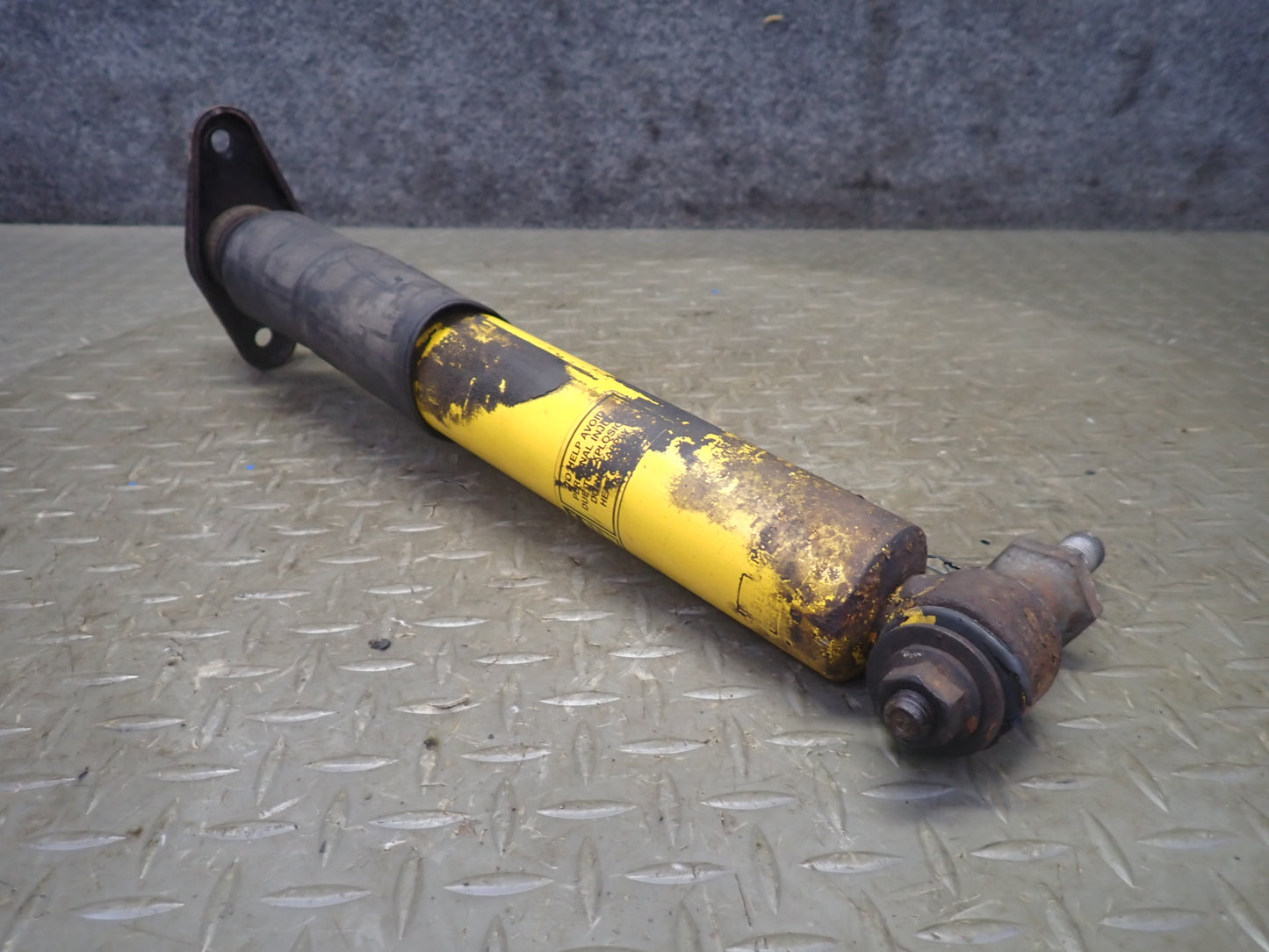 88-96 Chevrolet Corvette C4 Convert Set of 2 Rear Bilstein Strut Shock Absorber