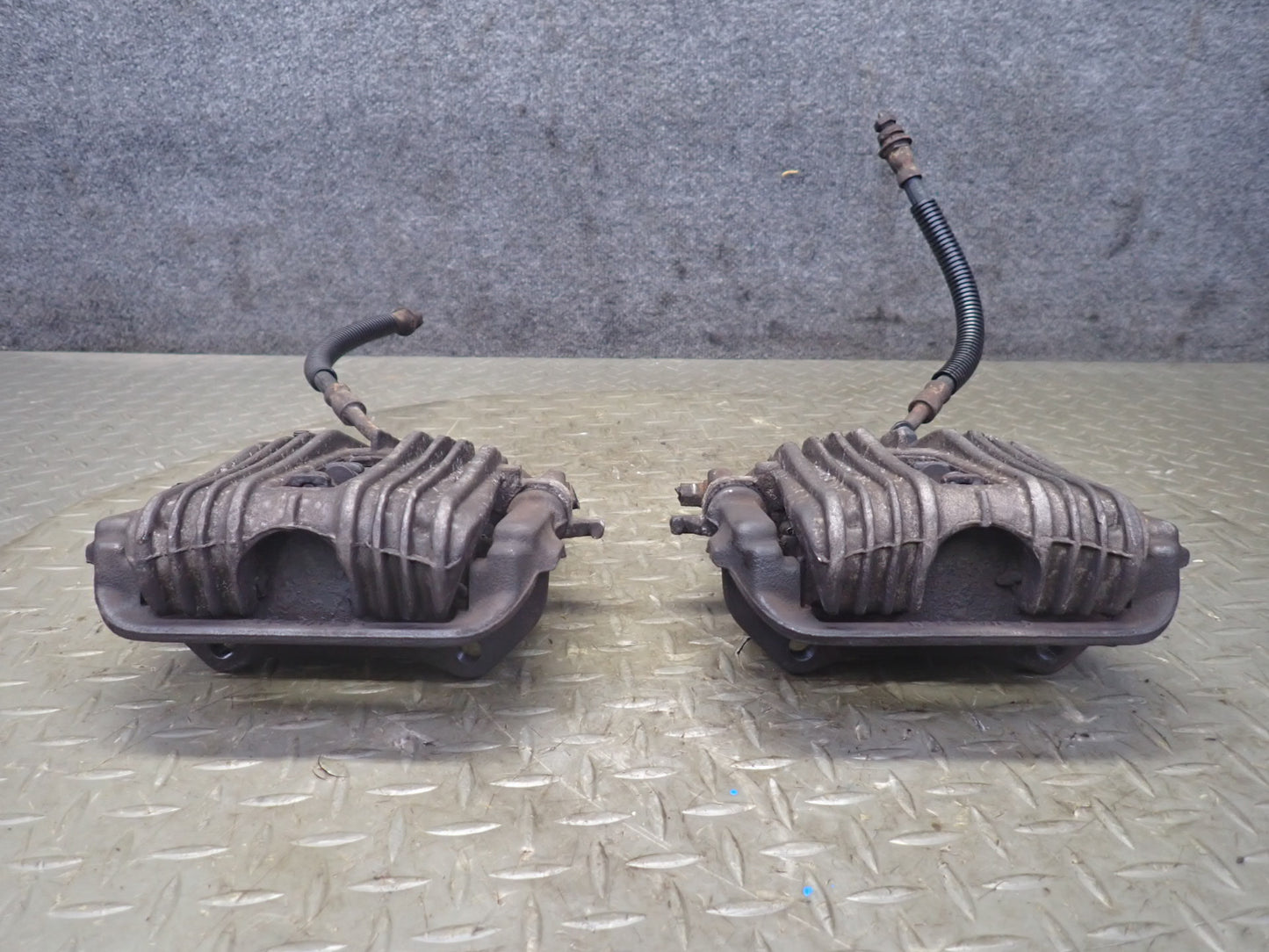 89-96 Chevrolet Corvette C4 Set of 2 Rear Left & Right Brake Caliper 77K OEM