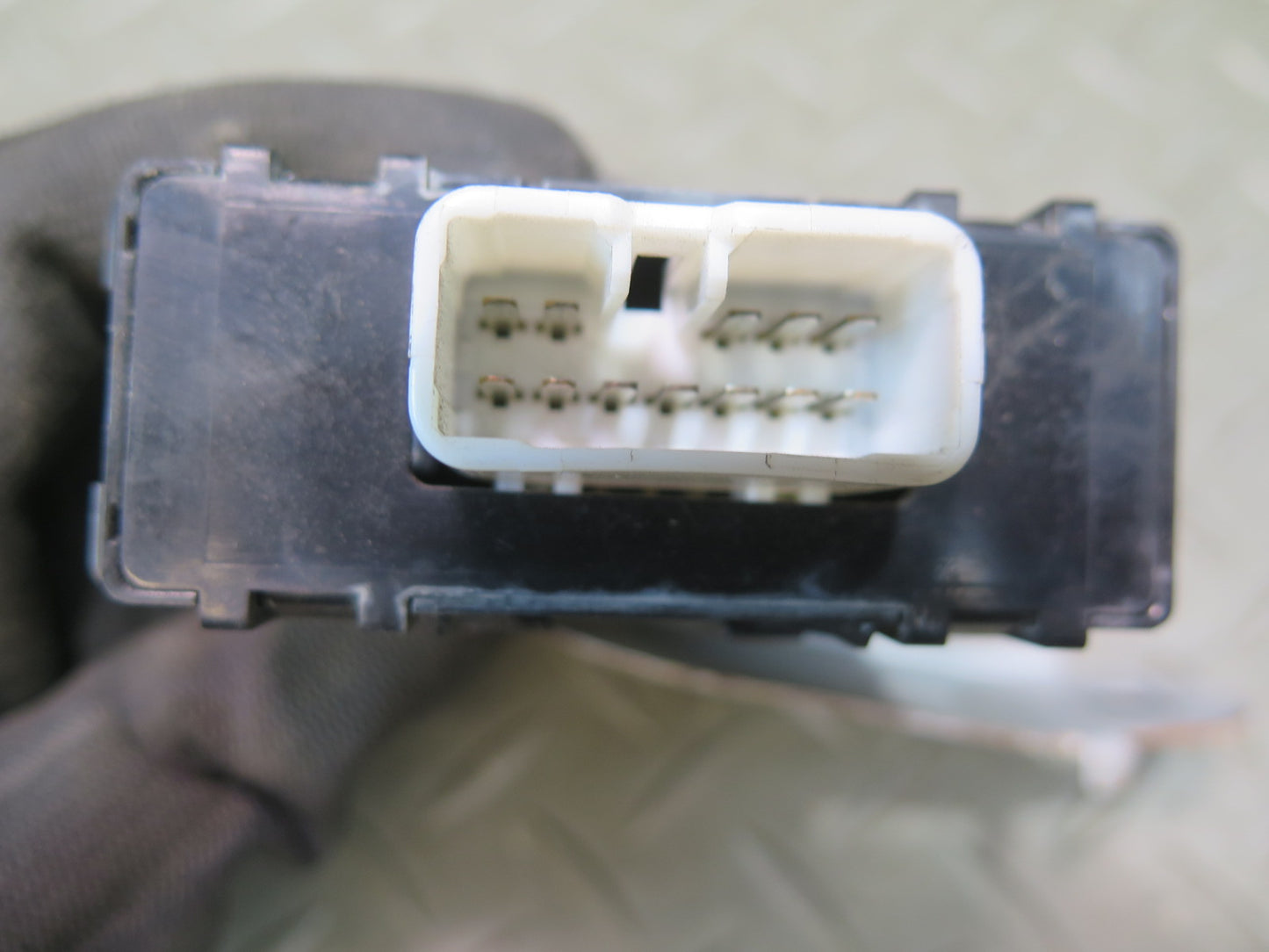 91-92 Toyota SW21L MR2 Headlight Retractor Control Module 85964-20050 OEM