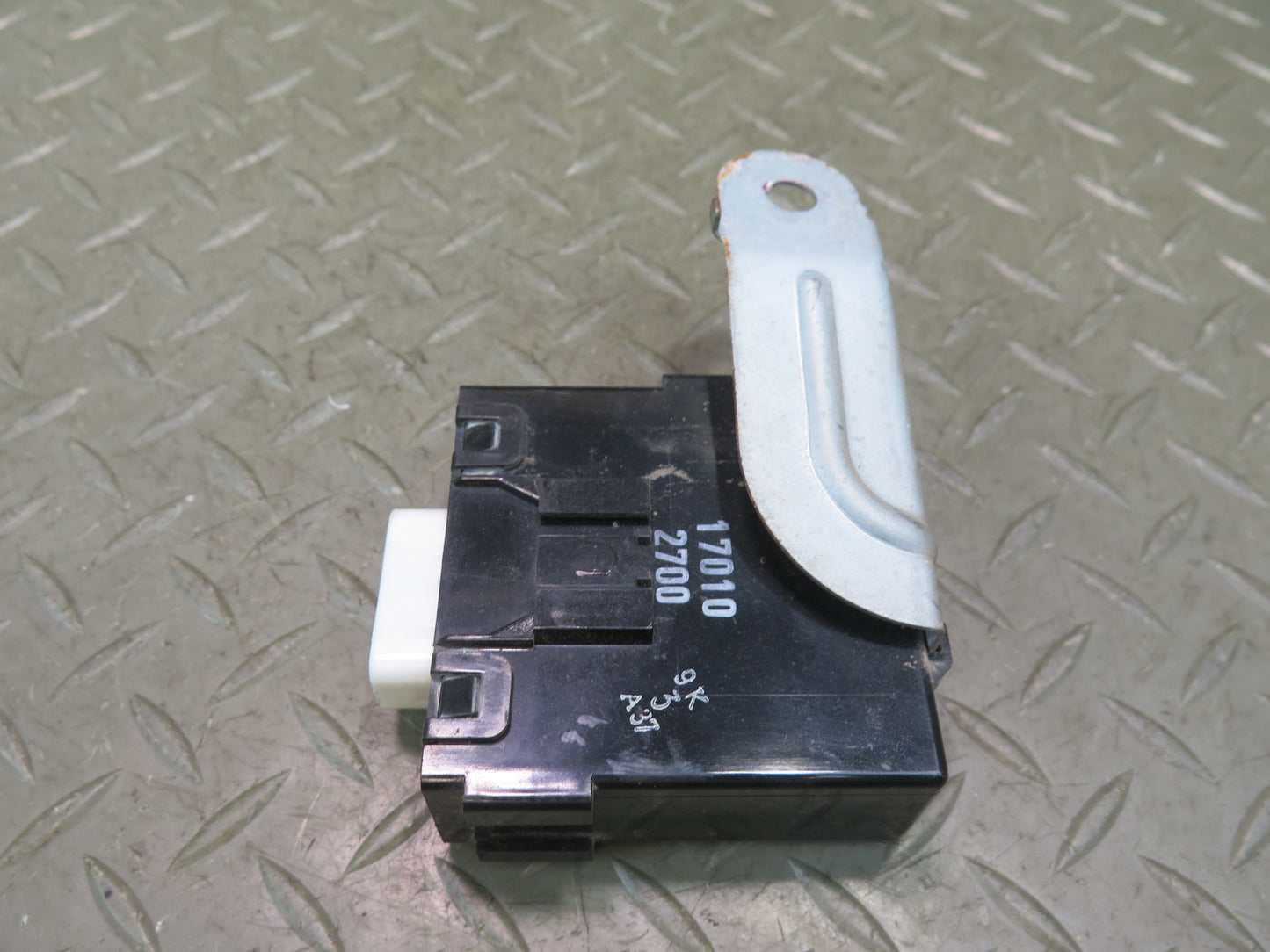 91-92 Toyota SW21L MR2 Headlight Retractor Control Module 85964-20050 OEM