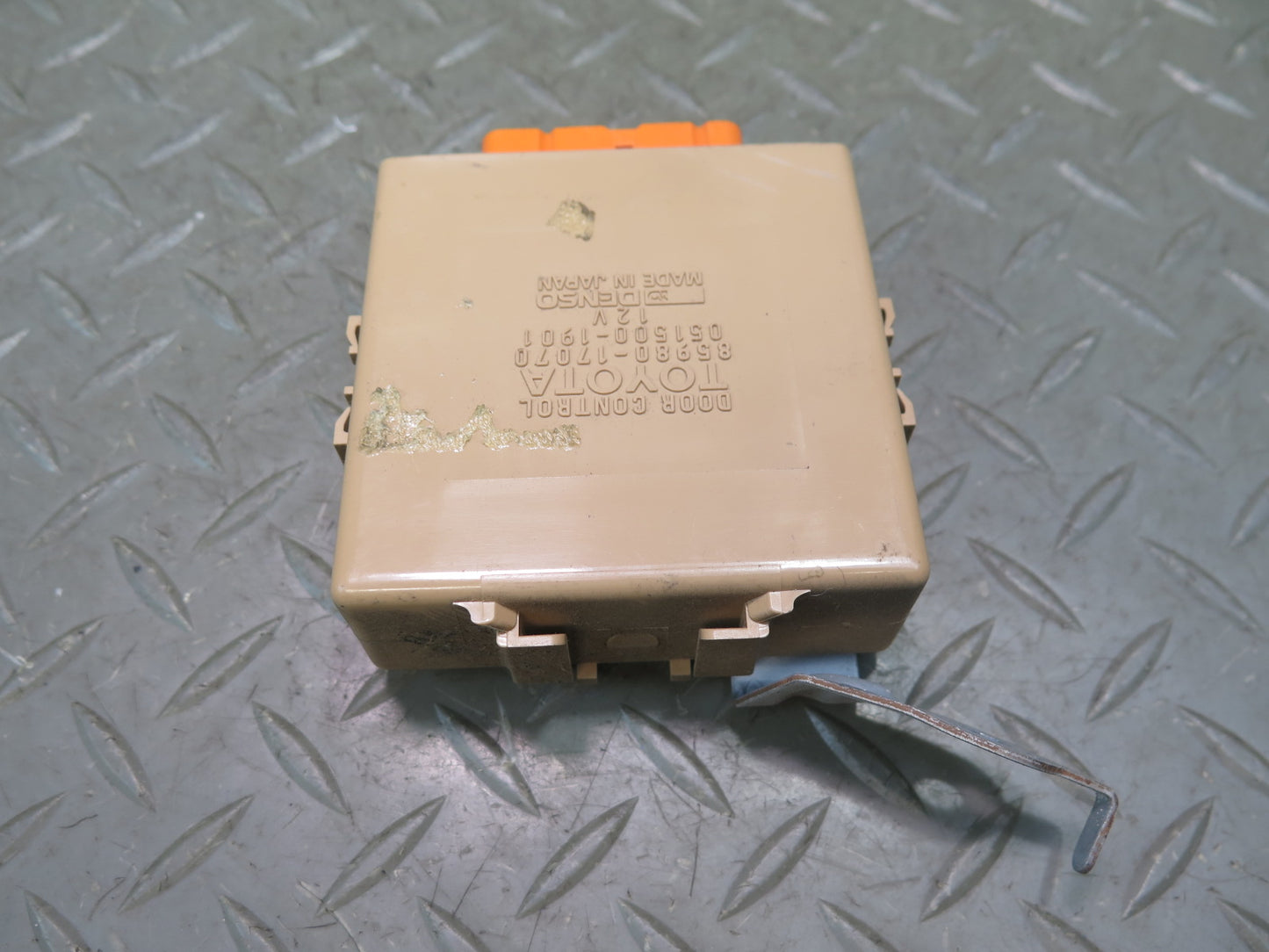 91-95 Toyota SW21L MR2 Door Control Module 85980-17070 OEM