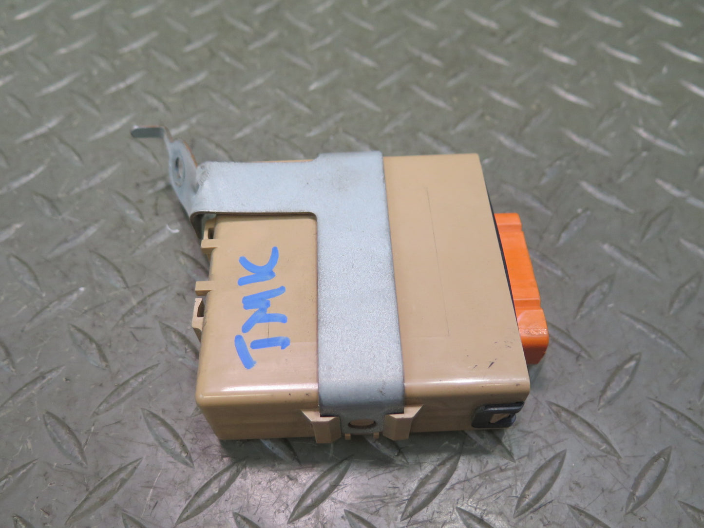 91-95 Toyota SW21L MR2 Door Control Module 85980-17070 OEM