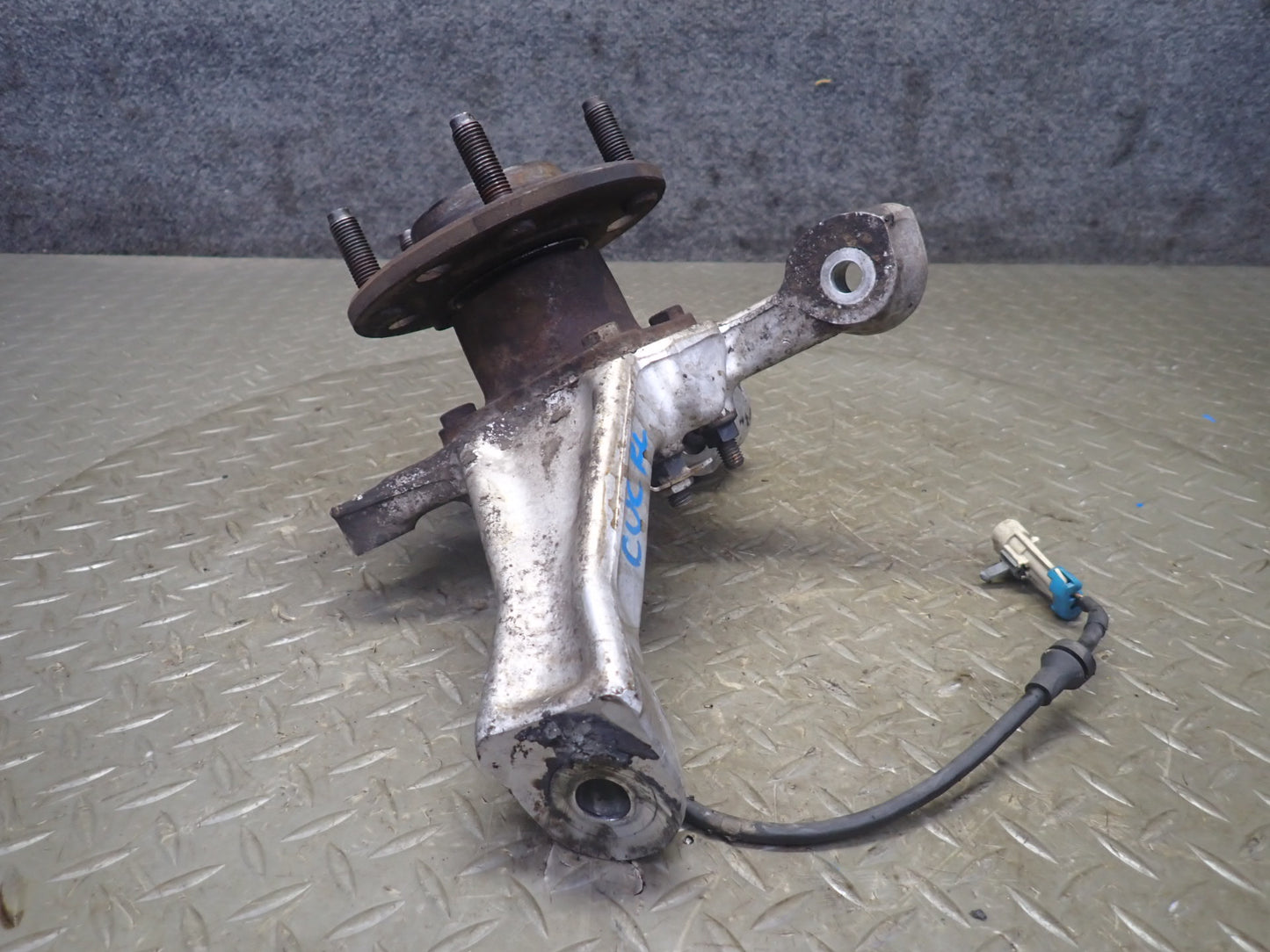 91-96 Chevrolet Corvette C4 Front Left Spindle Knuckle Wheel Hub Bearing 77K OEM