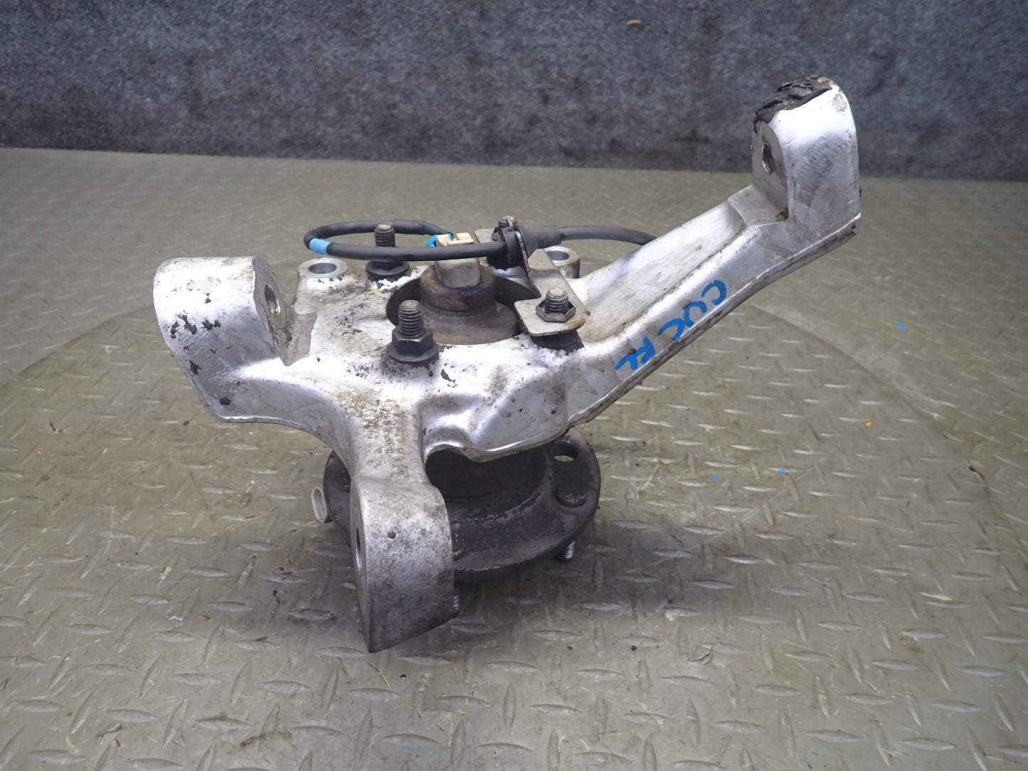 91-96 Chevrolet Corvette C4 Front Left Spindle Knuckle Wheel Hub Bearing 77K OEM