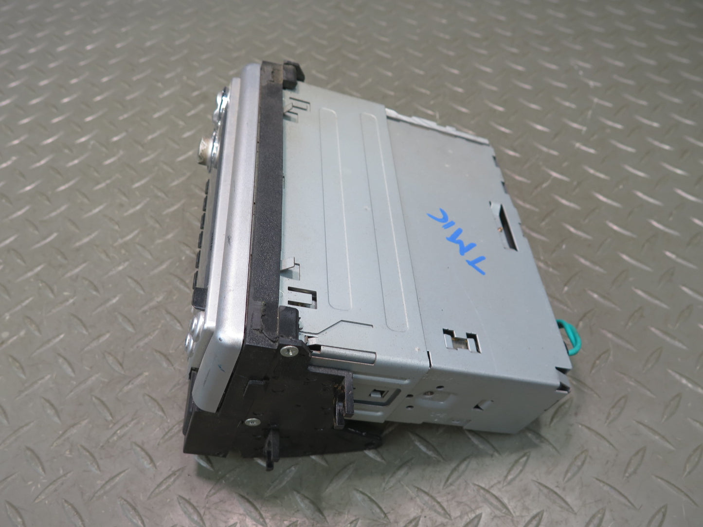 JVC KD-SX9350 Car Stereo MP3 CD AM FM Radio Player Receiver