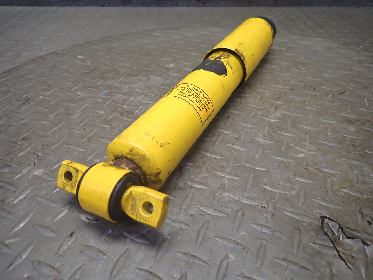 89-96 Chevrolet Corvette C4 Set of 2 Front Strut Shock Absorber Bilstein