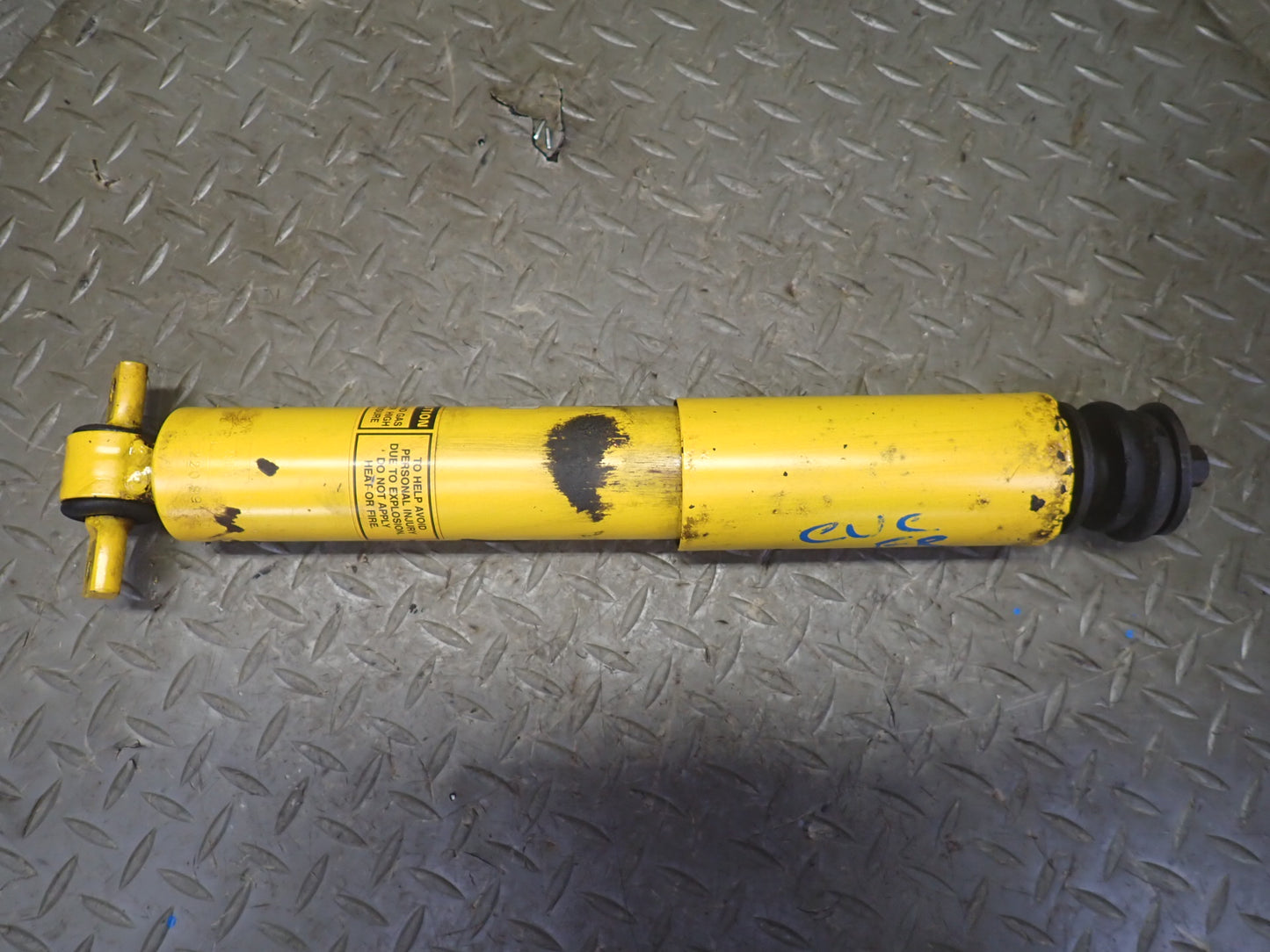89-96 Chevrolet Corvette C4 Set of 2 Front Strut Shock Absorber Bilstein