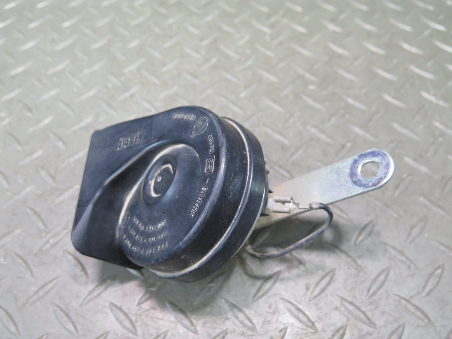 91-95 Toyota SW21L MR2 Horn Signal w Mount OEM