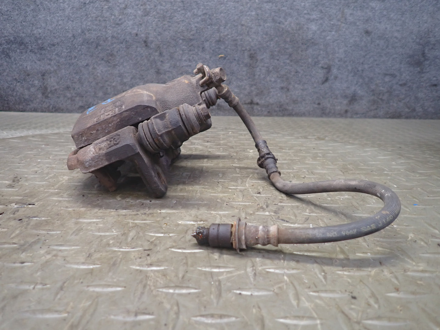 91-95 Toyota MR2 SW21L NON Turbo Set of 2 Front Left & Right Brake Caliper OEM