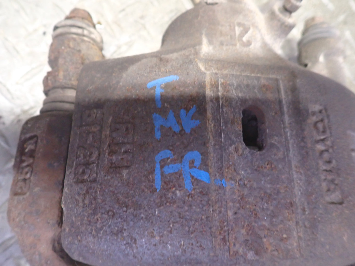 91-95 Toyota MR2 SW21L NON Turbo Set of 2 Front Left & Right Brake Caliper OEM