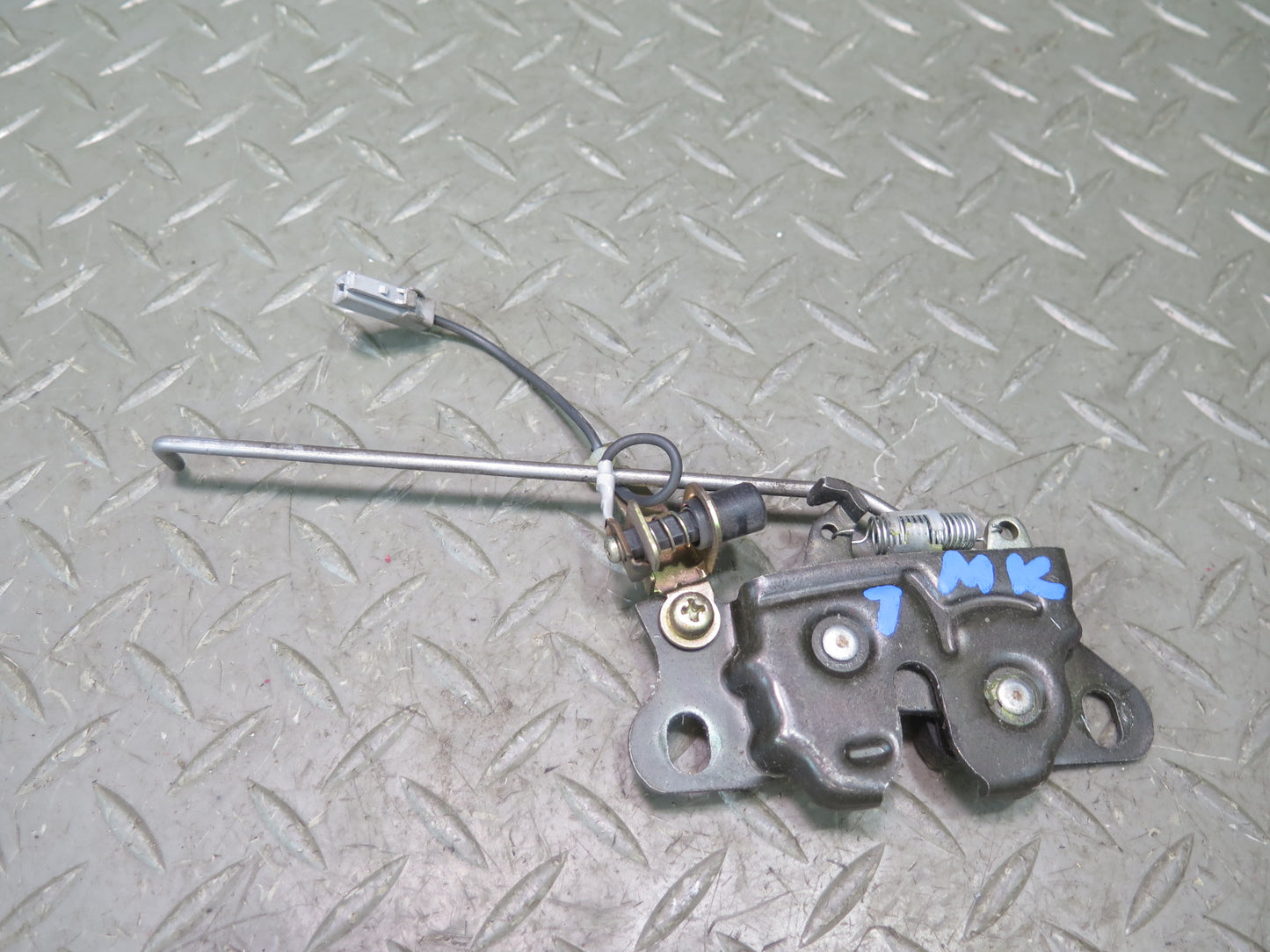 91-95 Toyota MR2 SW21L Rear Trunk Lid Lock Latch OEM