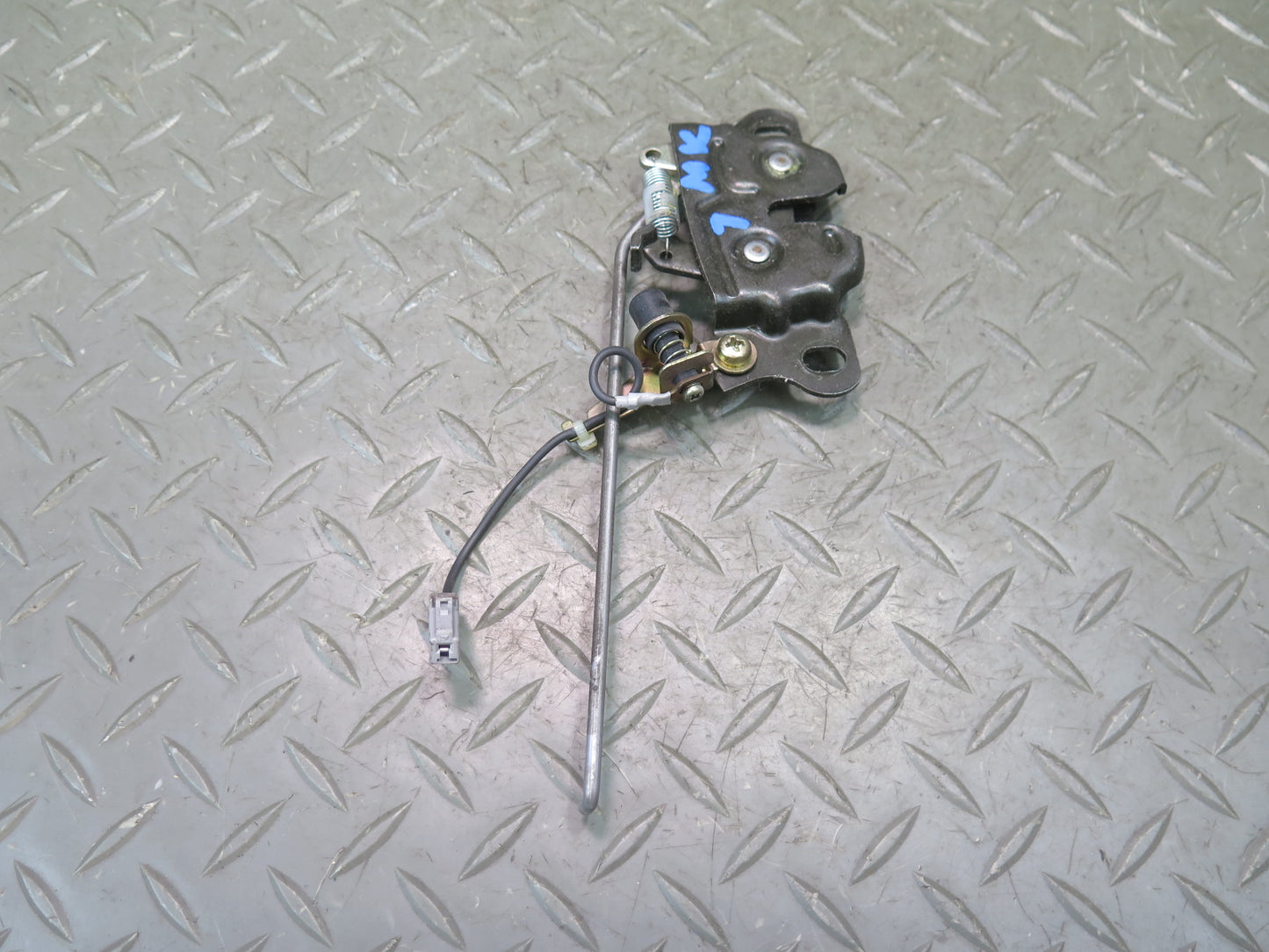 91-95 Toyota MR2 SW21L Rear Trunk Lid Lock Latch OEM