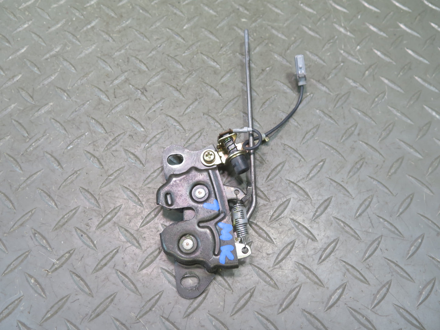 91-95 Toyota MR2 SW21L Rear Trunk Lid Lock Latch OEM