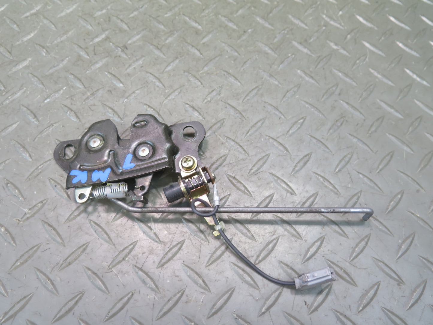 91-95 Toyota MR2 SW21L Rear Trunk Lid Lock Latch OEM