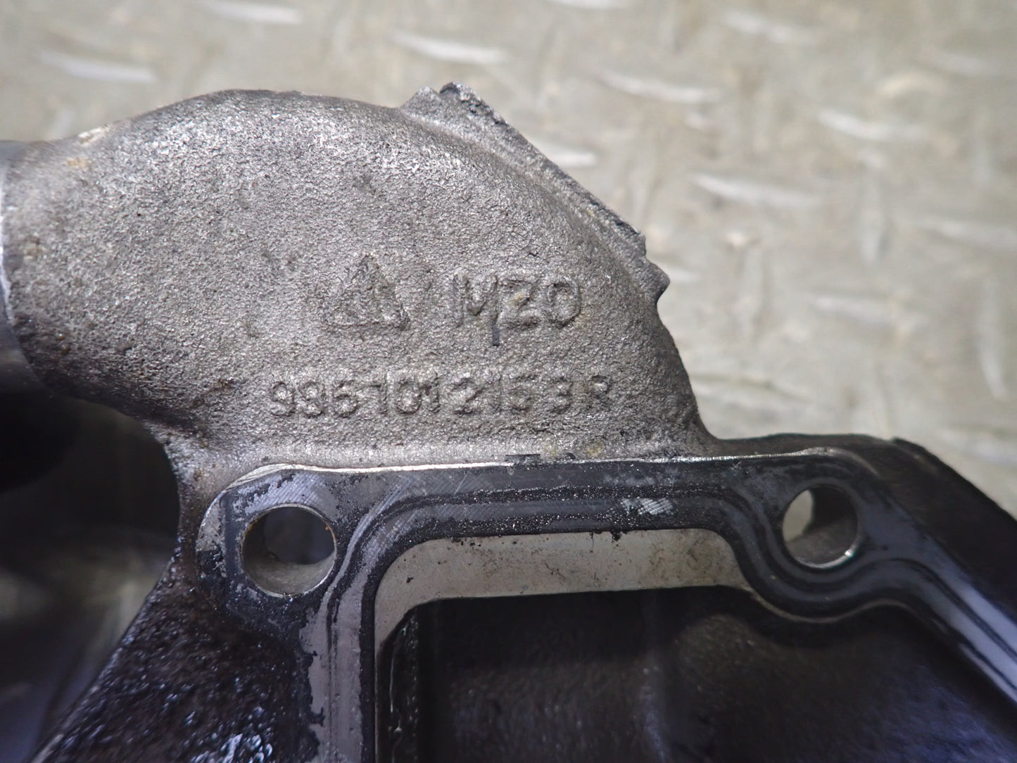2002 Porsche Boxster S 986 3.2L M96.21 Engine  Motor Oil Pump w Cover
