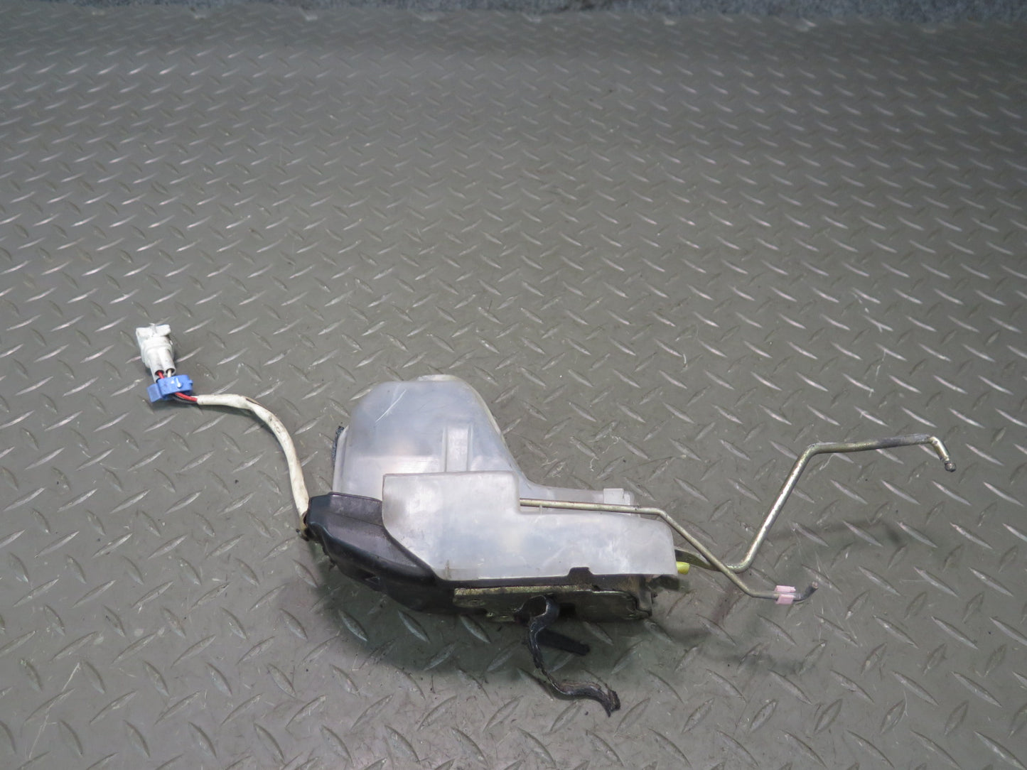 91-95 Toyota SW21L MR2 Left Driver Door Lock Latch Actuator OEM