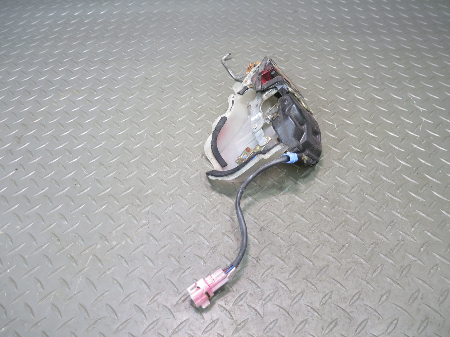 91-95 Toyota SW21L MR2 Right Passenger Door Lock Latch Actuator OEM